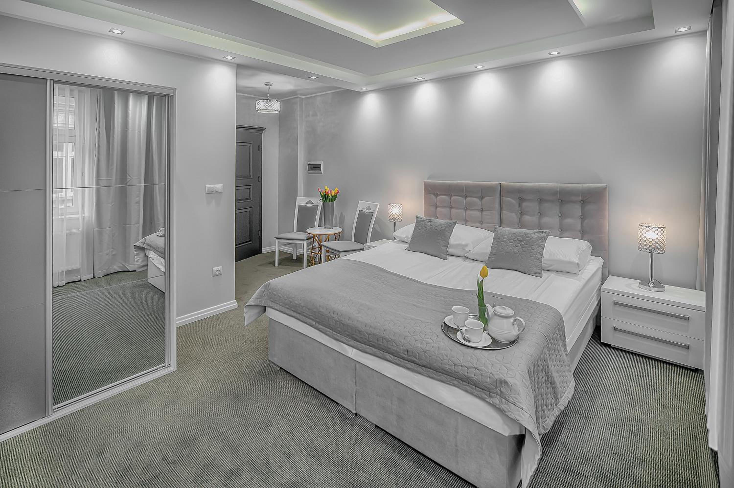Standard Double or Twin Room - Photo 1
