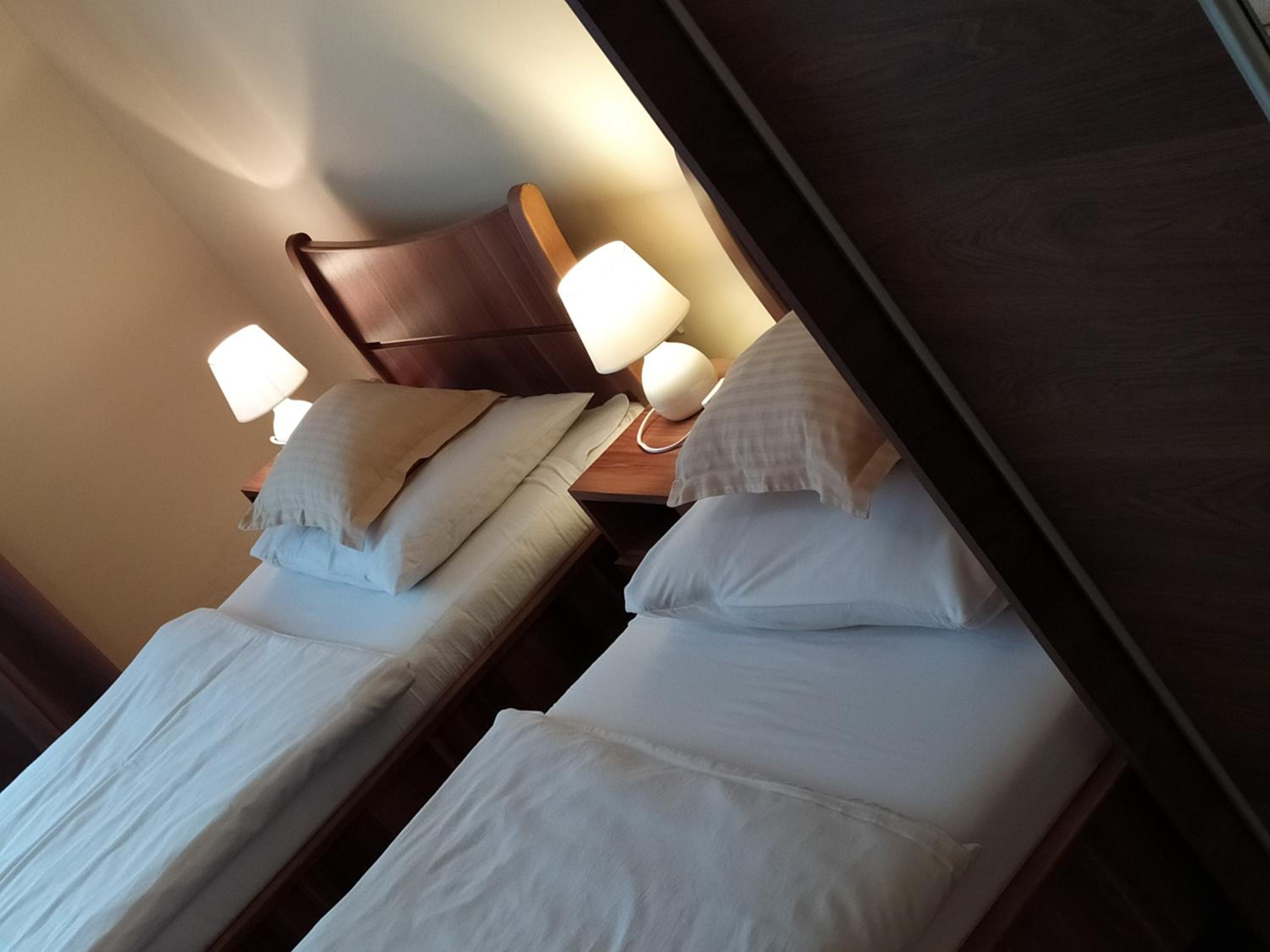 Standard Double or Twin Room photo 1