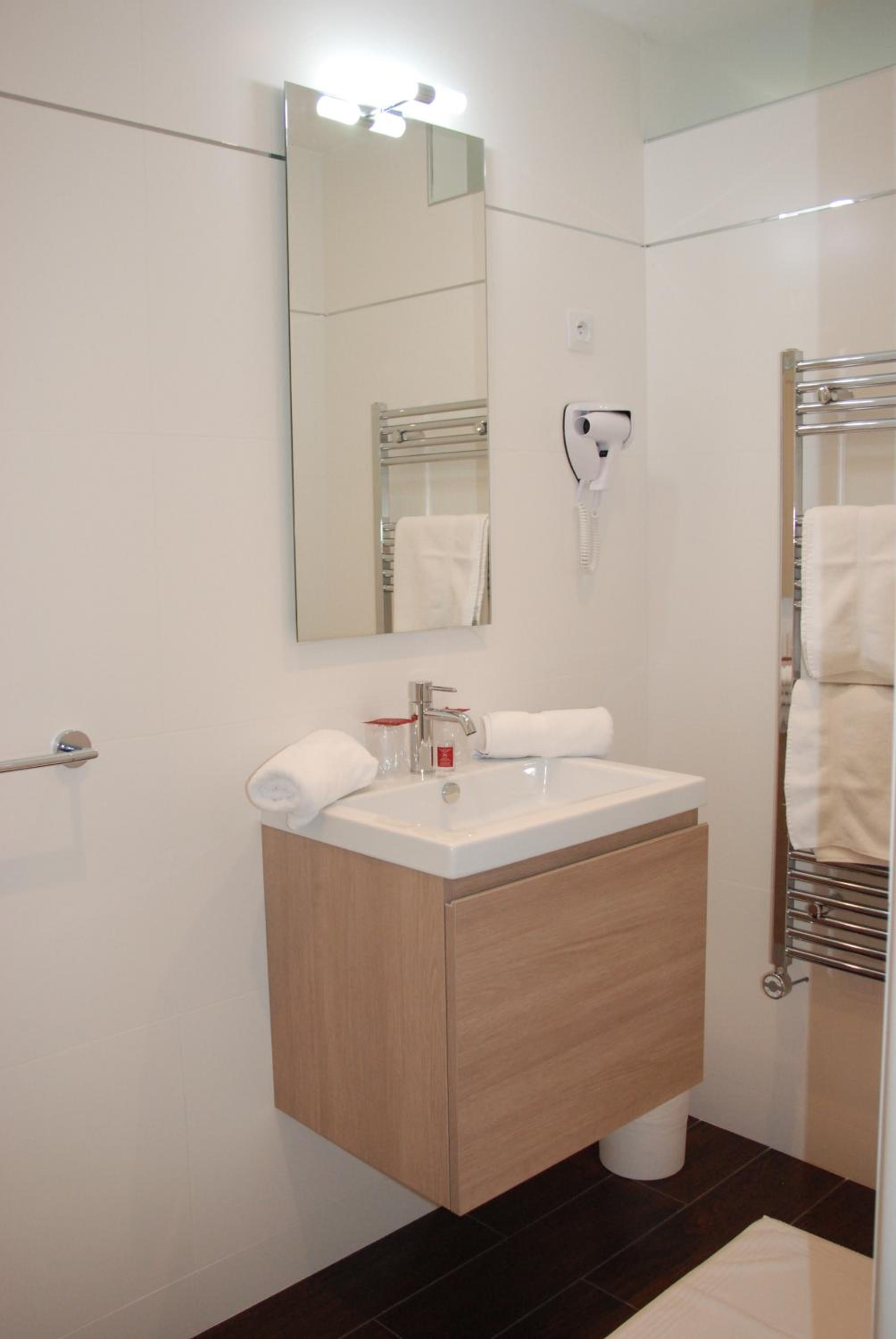 Comfort Double or Twin Room - Photo 7