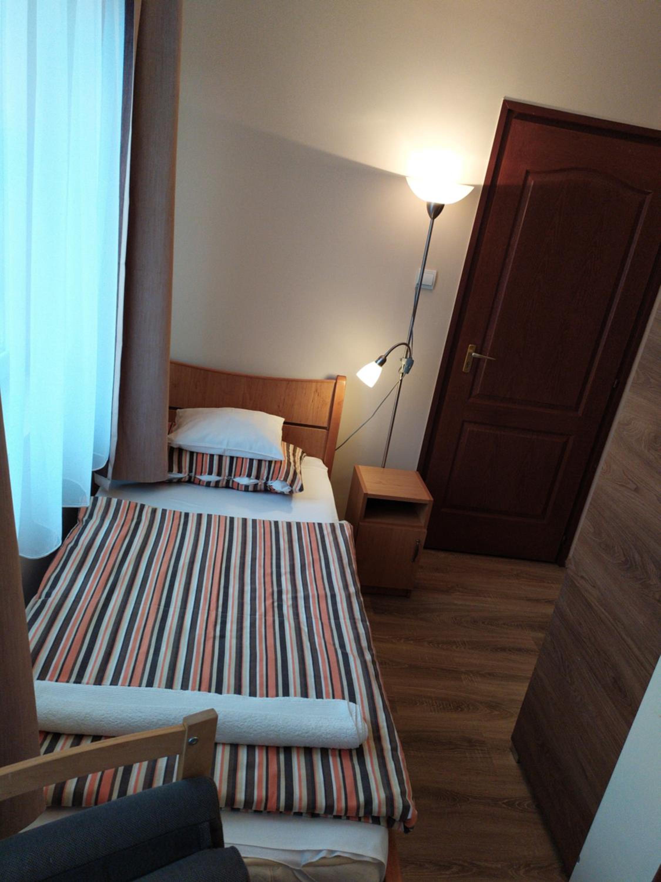 Single Room photo 2