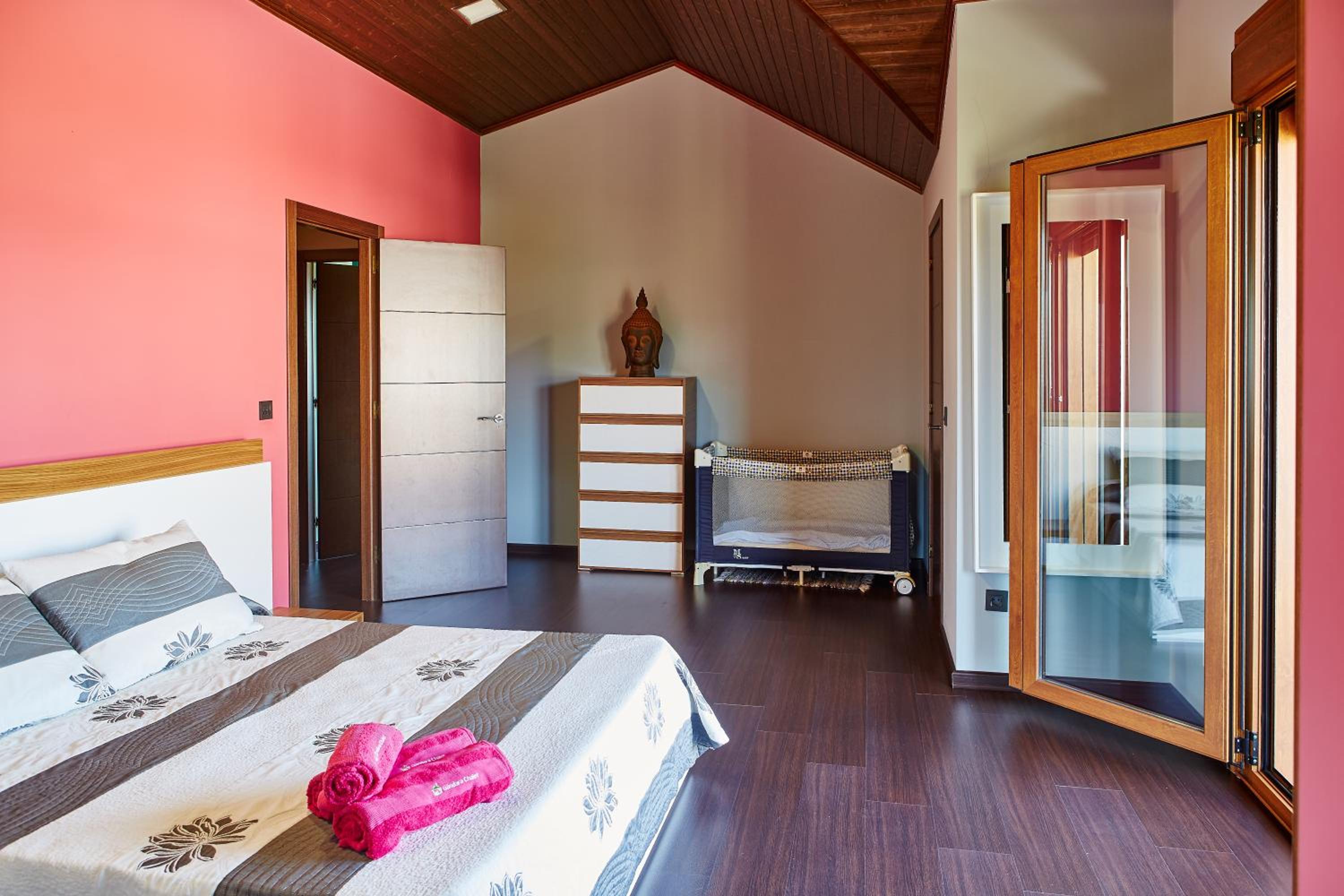 Four-Bedroom House - Photo 23