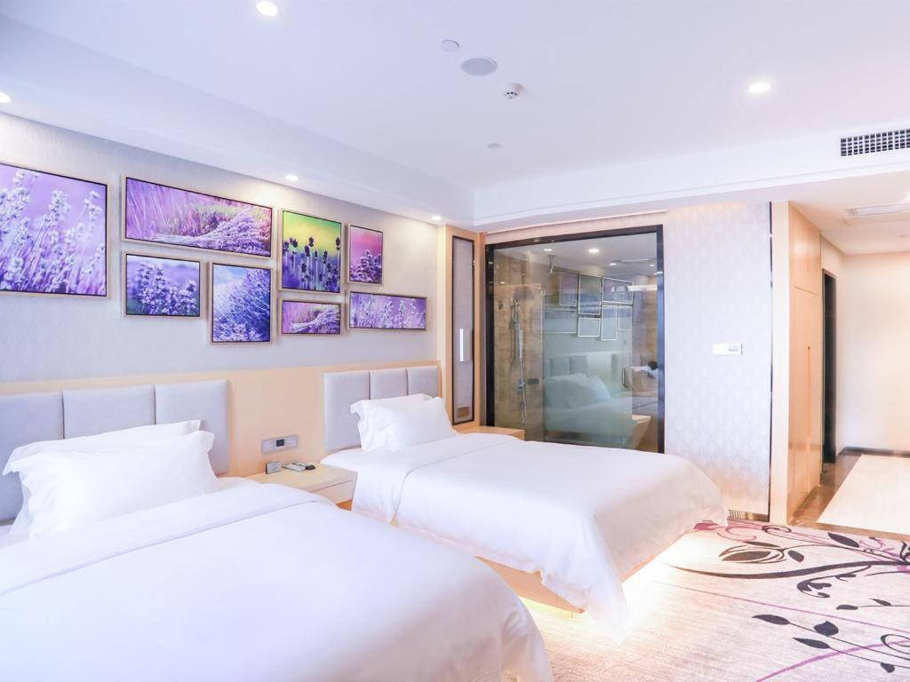 Standard Twin Bed Room
