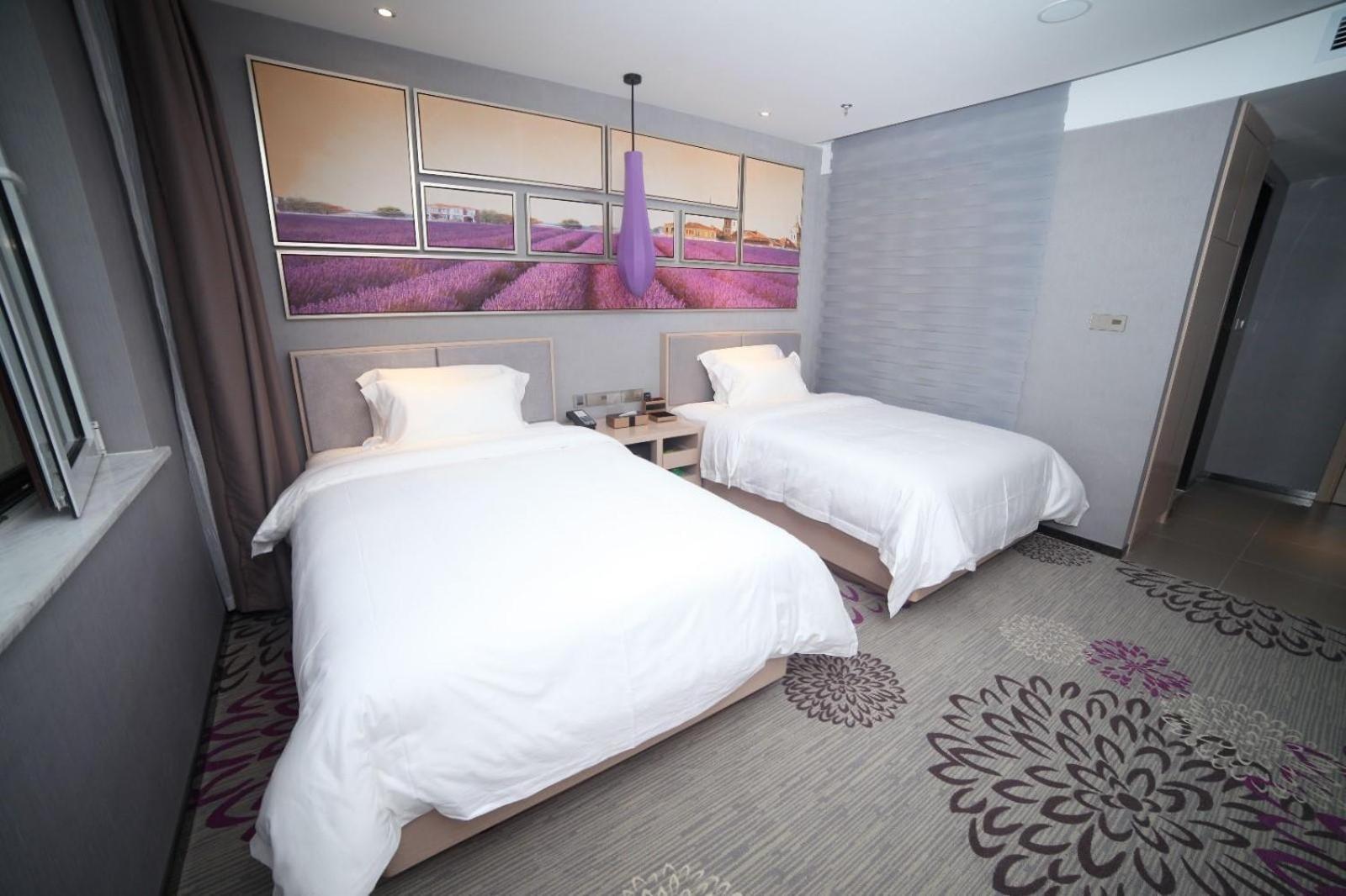 Deluxe Twin Bed Room