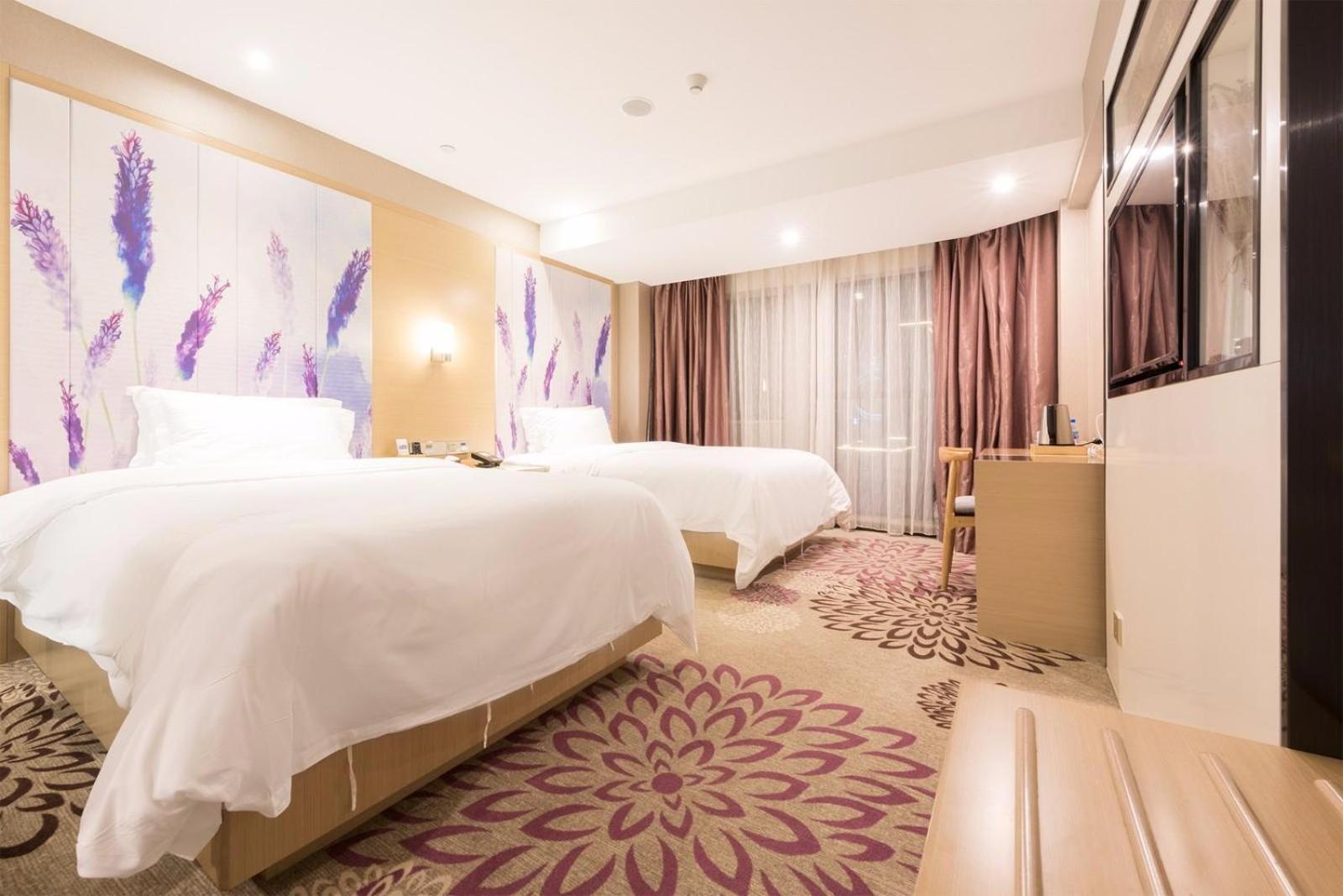 Deluxe Twin Bed Room