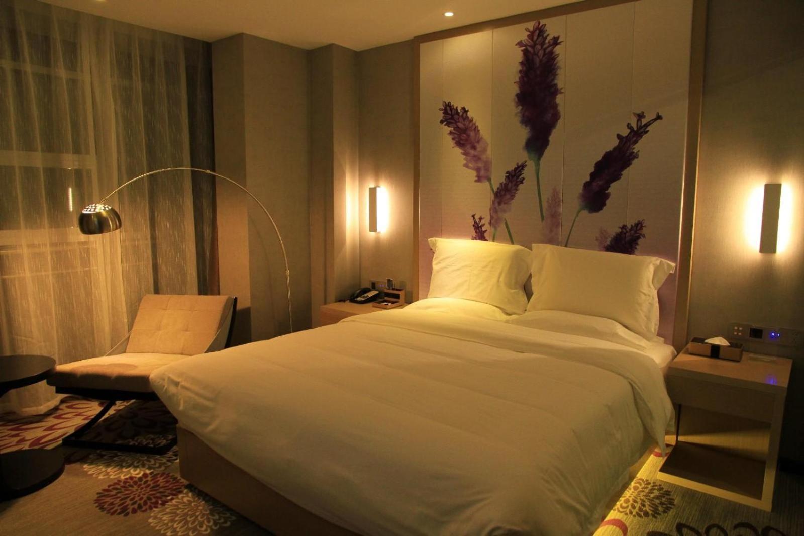 Deluxe King size bed Room
