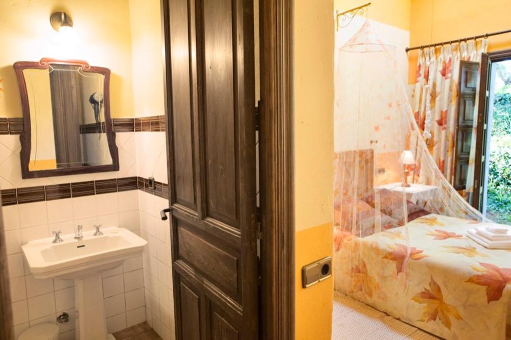 Double Room with Patio photo 2