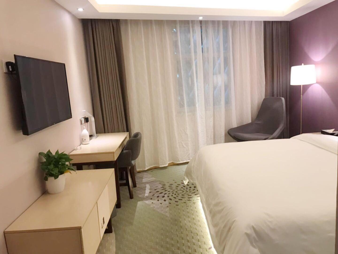 Elegant Double Room photo 2