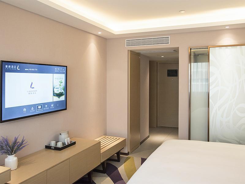 Mainland Chinese Citizens - Deluxe King Room photo 3