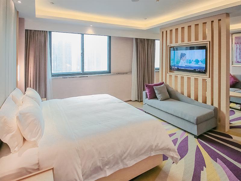 Mainland Chinese Citizens - Deluxe Suite photo 3