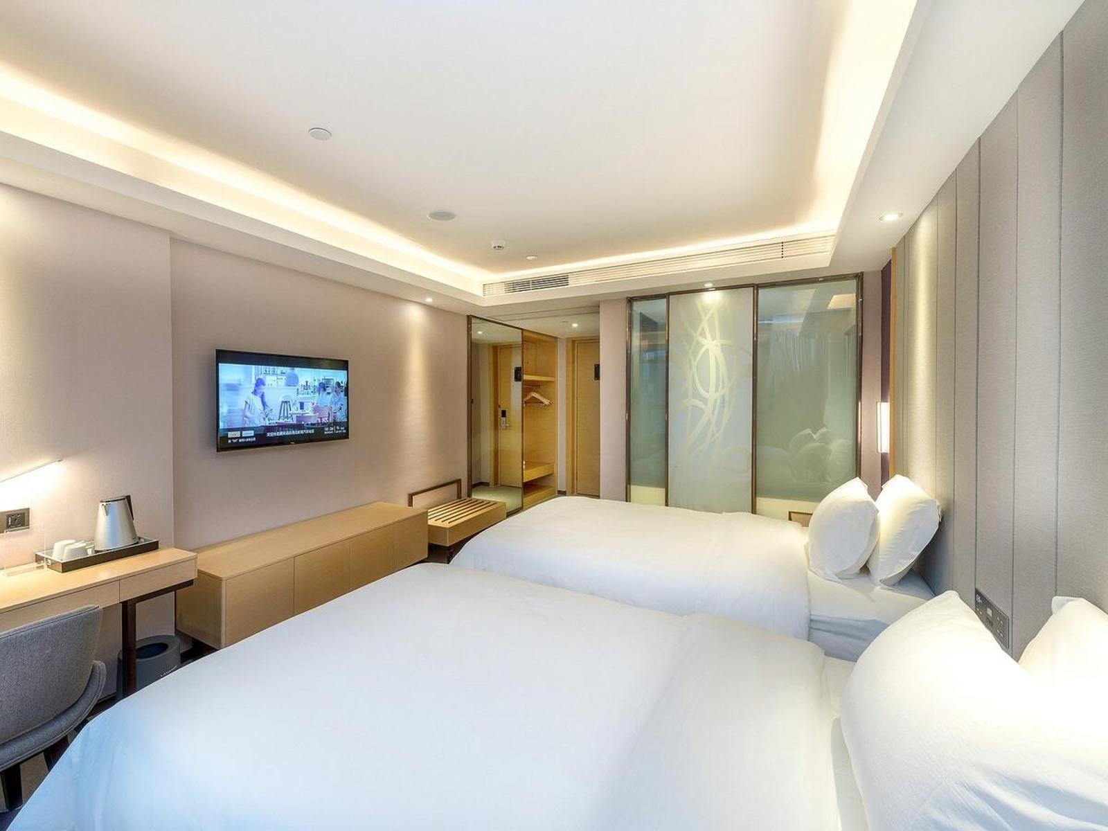 Deluxe Twin Bed Room
