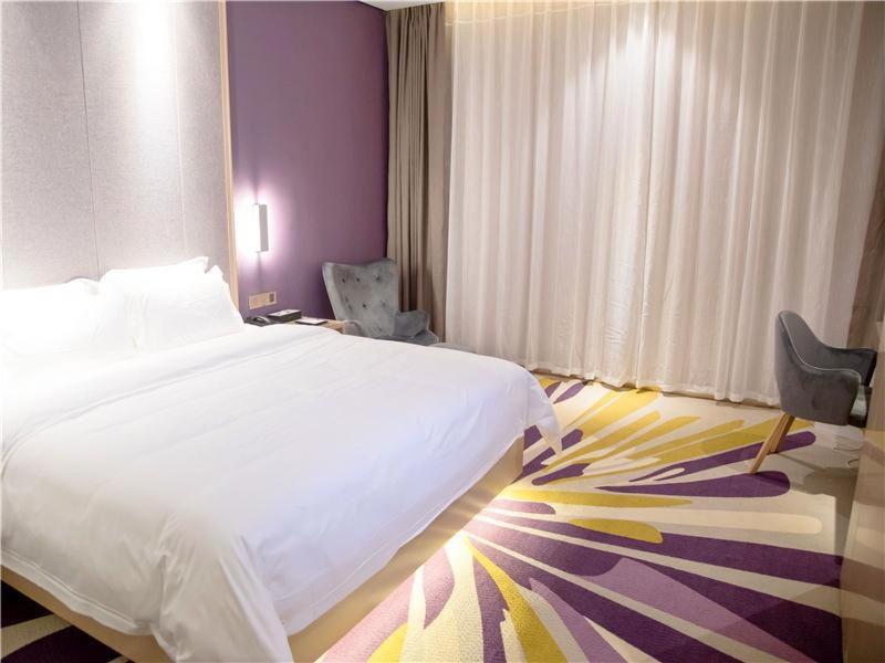 Elegant Double Room photo 1