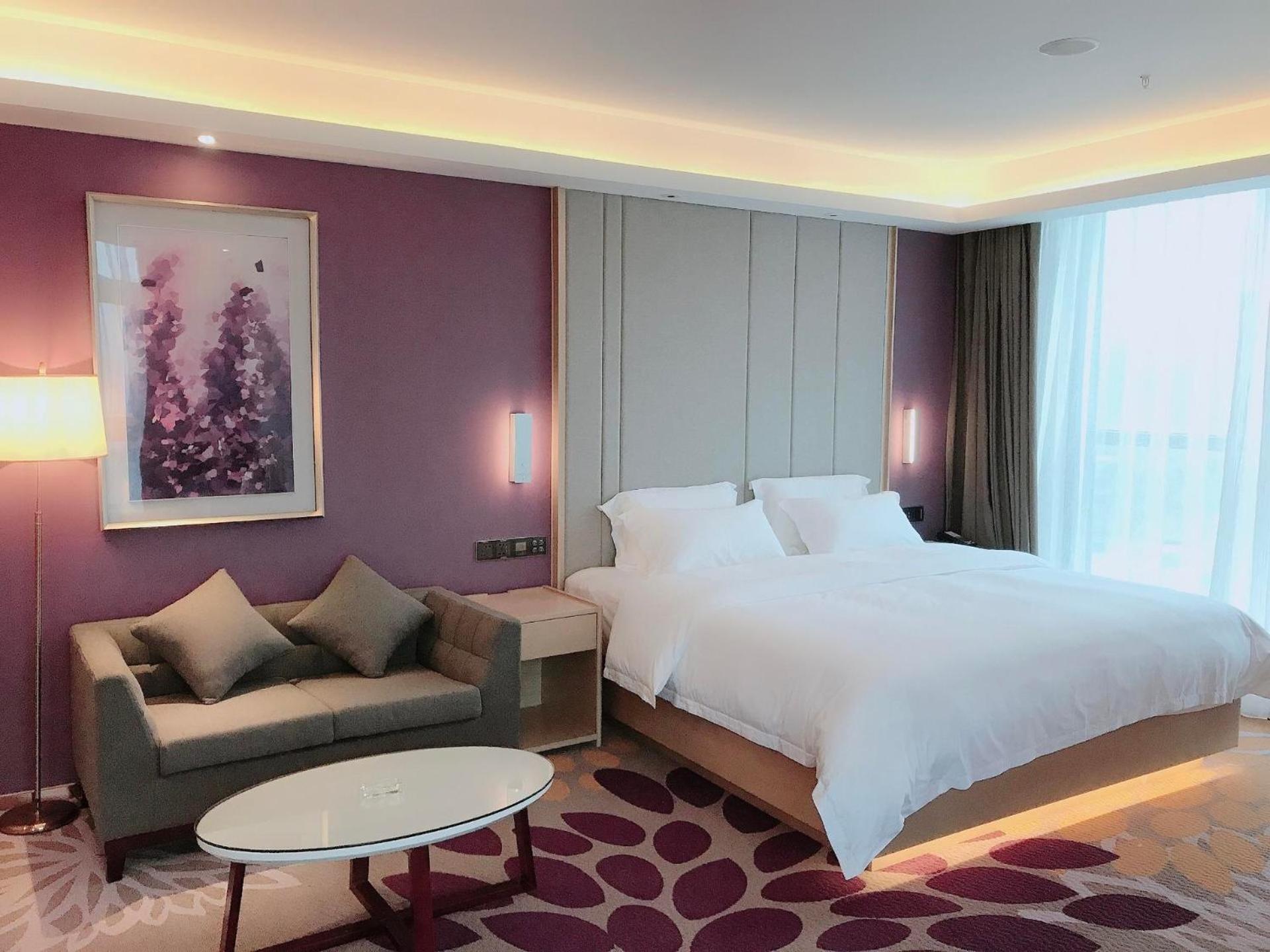 Deluxe Suite - Photo 4