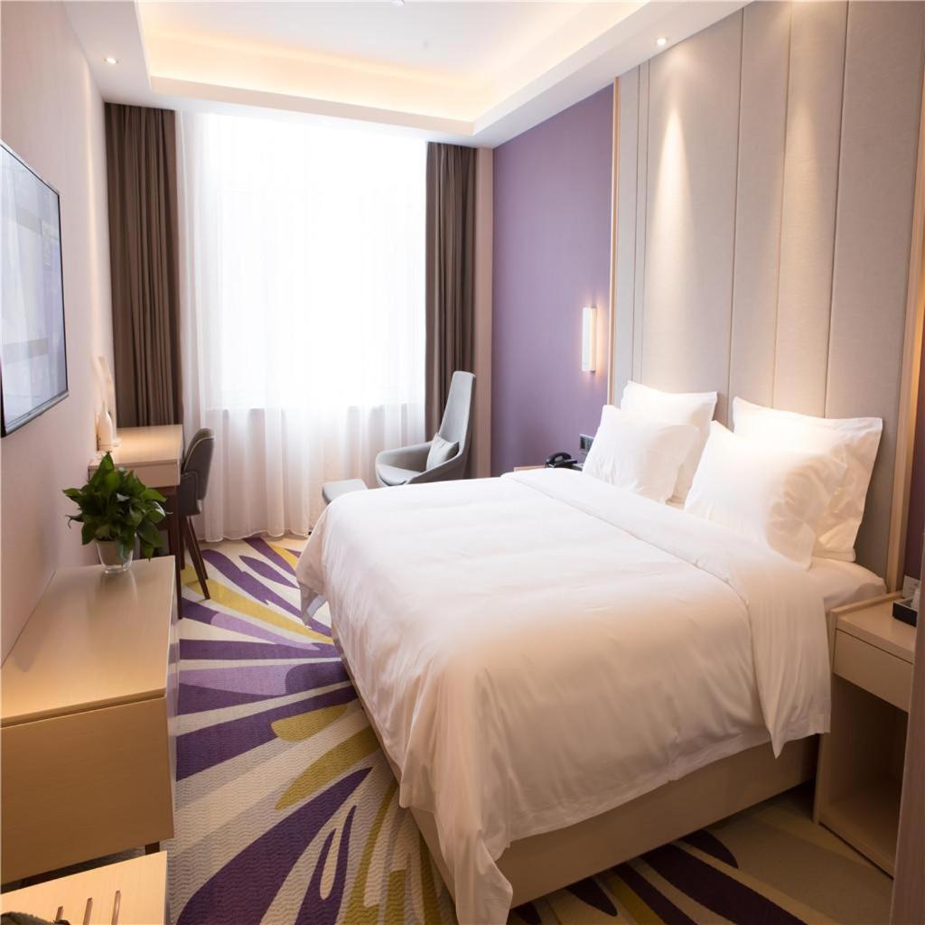 Deluxe King size bed Room