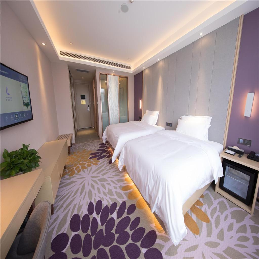 Deluxe Twin Bed Room