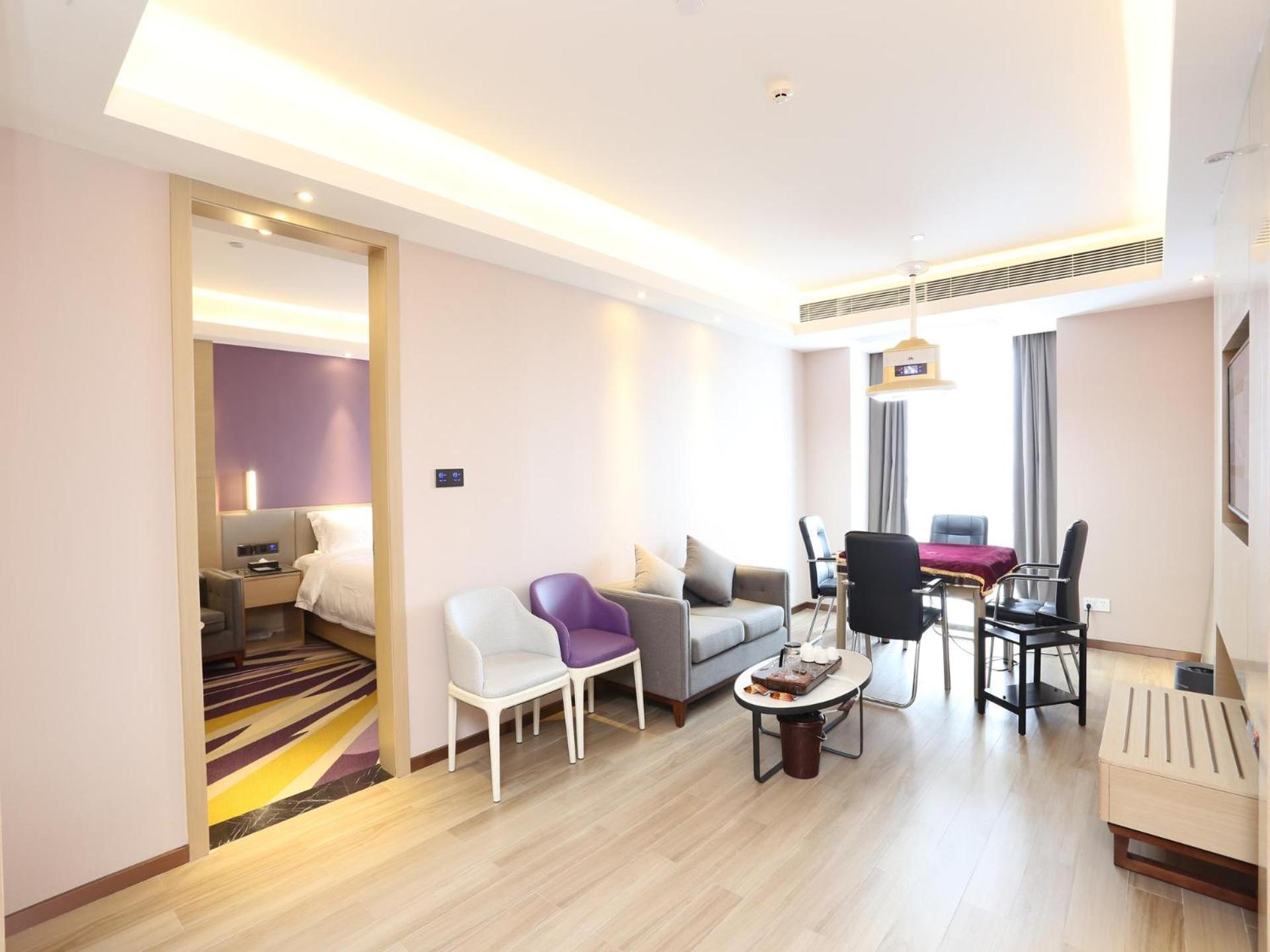 Business Suite photo 1