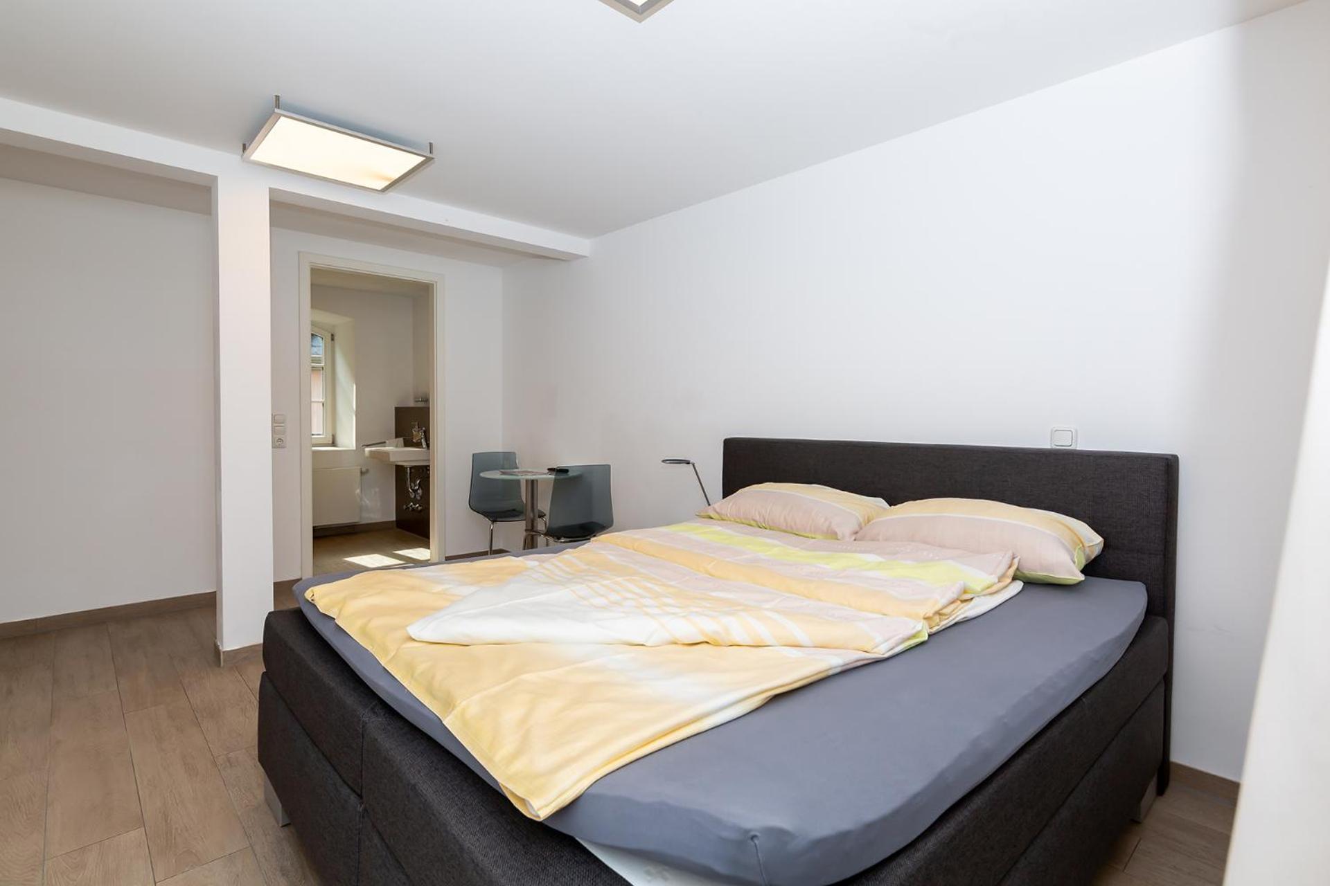 One-Bedroom Apartment photo 3