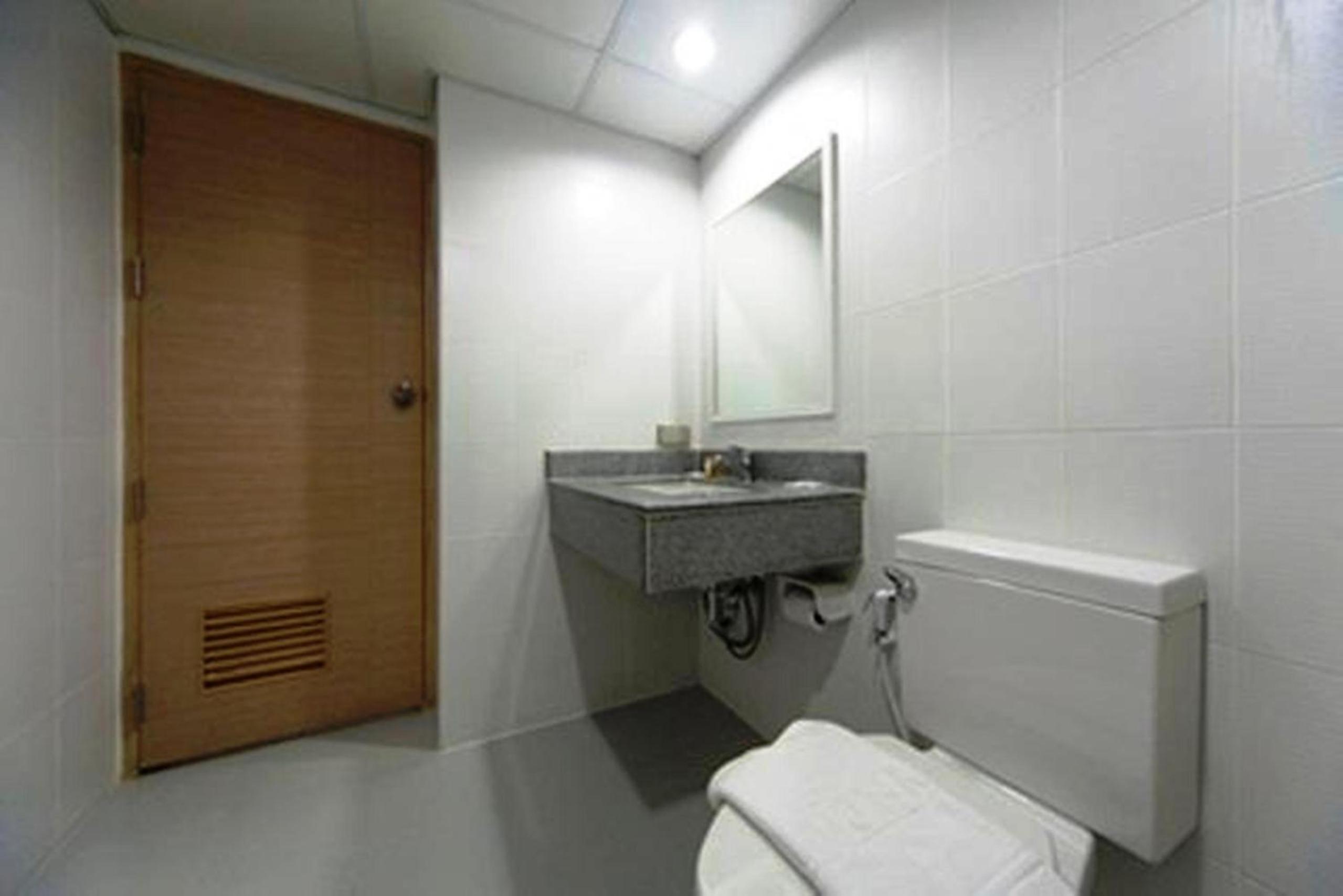 Deluxe Twin Room photo 2