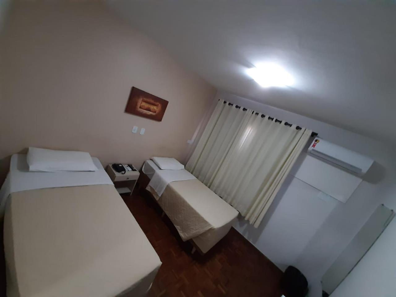 Deluxe Twin Room photo 2