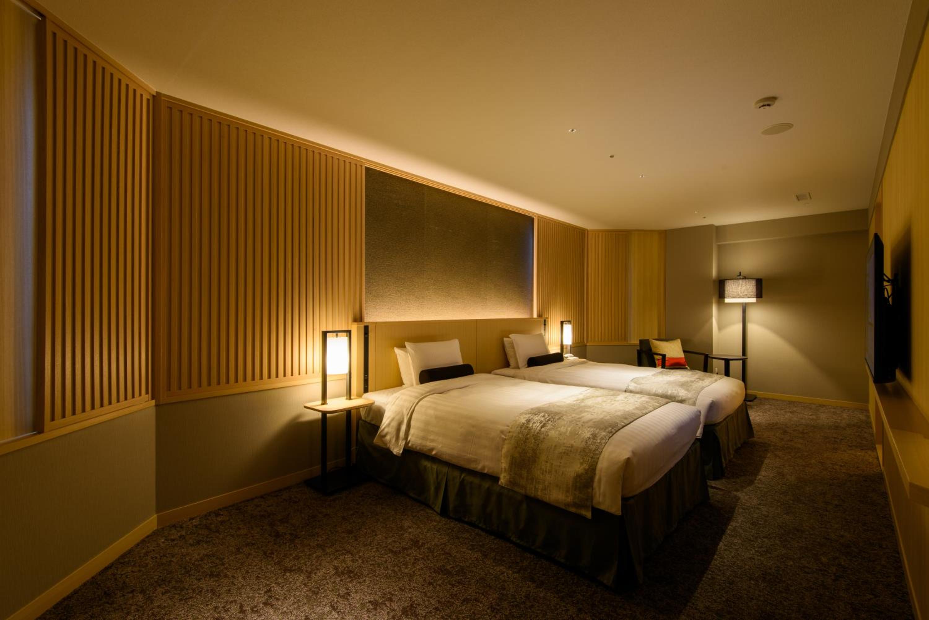 Premier Twin Room A - Photo 8