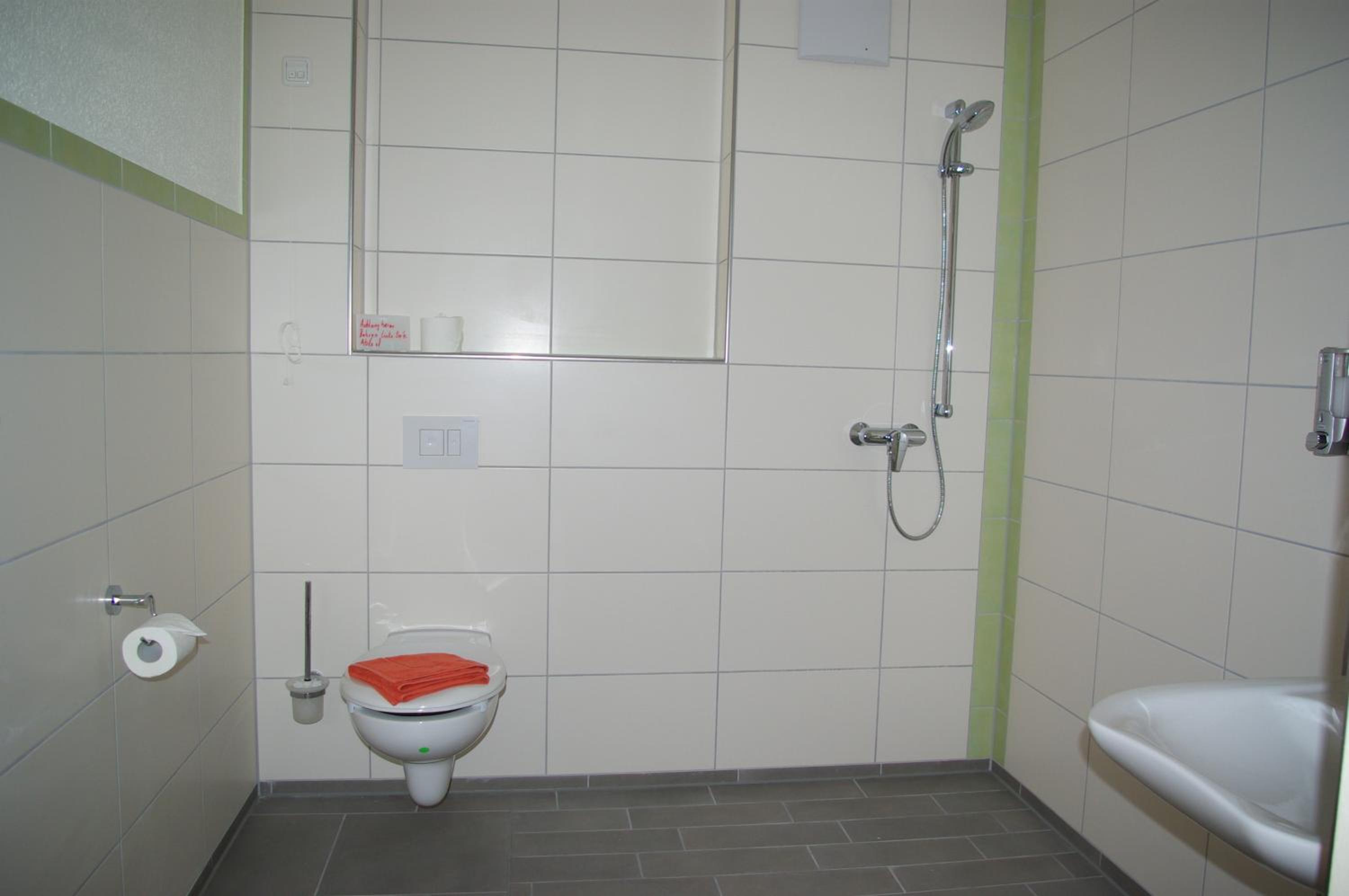 Double Room - Disability Access - Photo 3