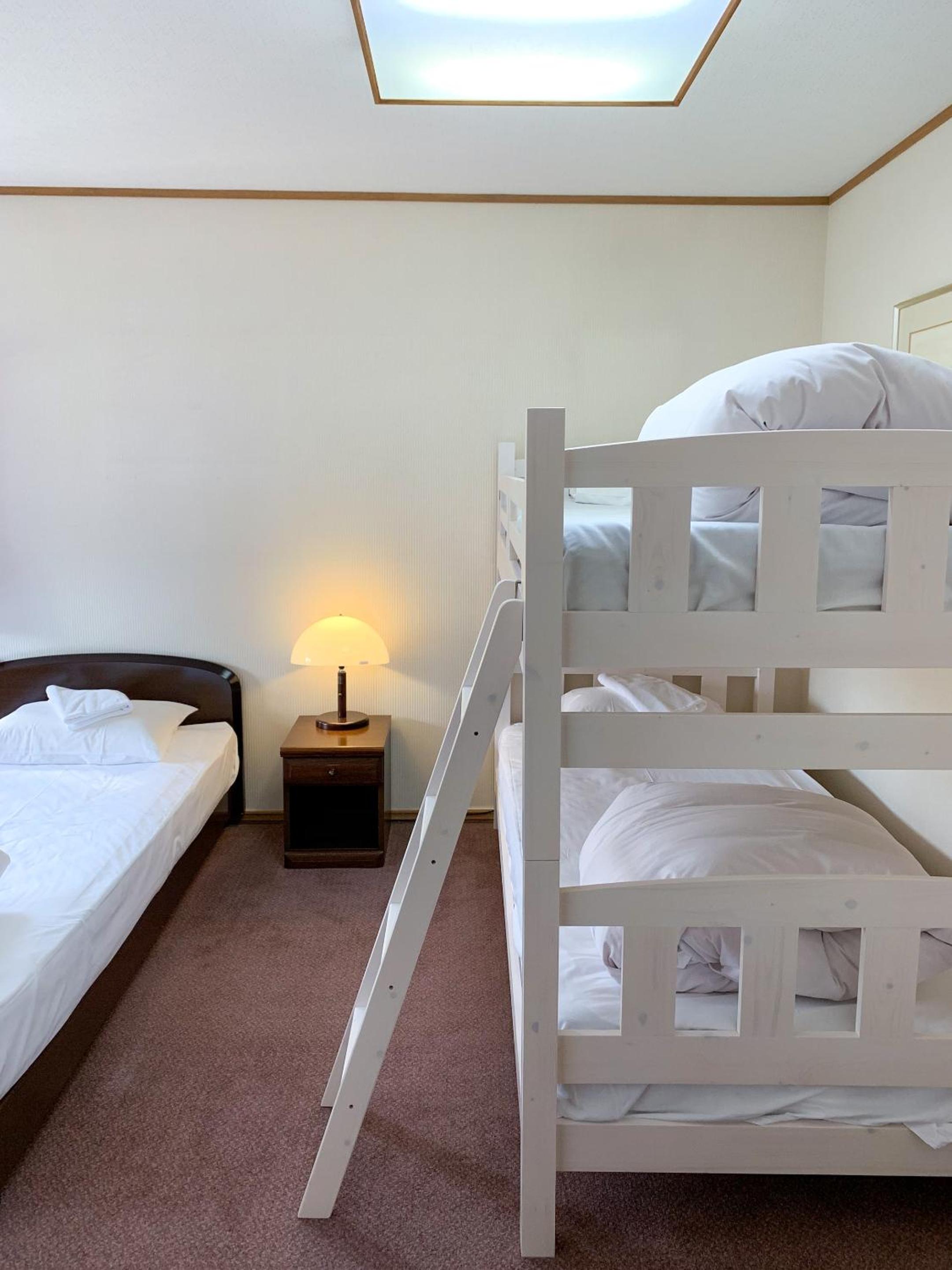Standard Quadruple Room - Photo 7