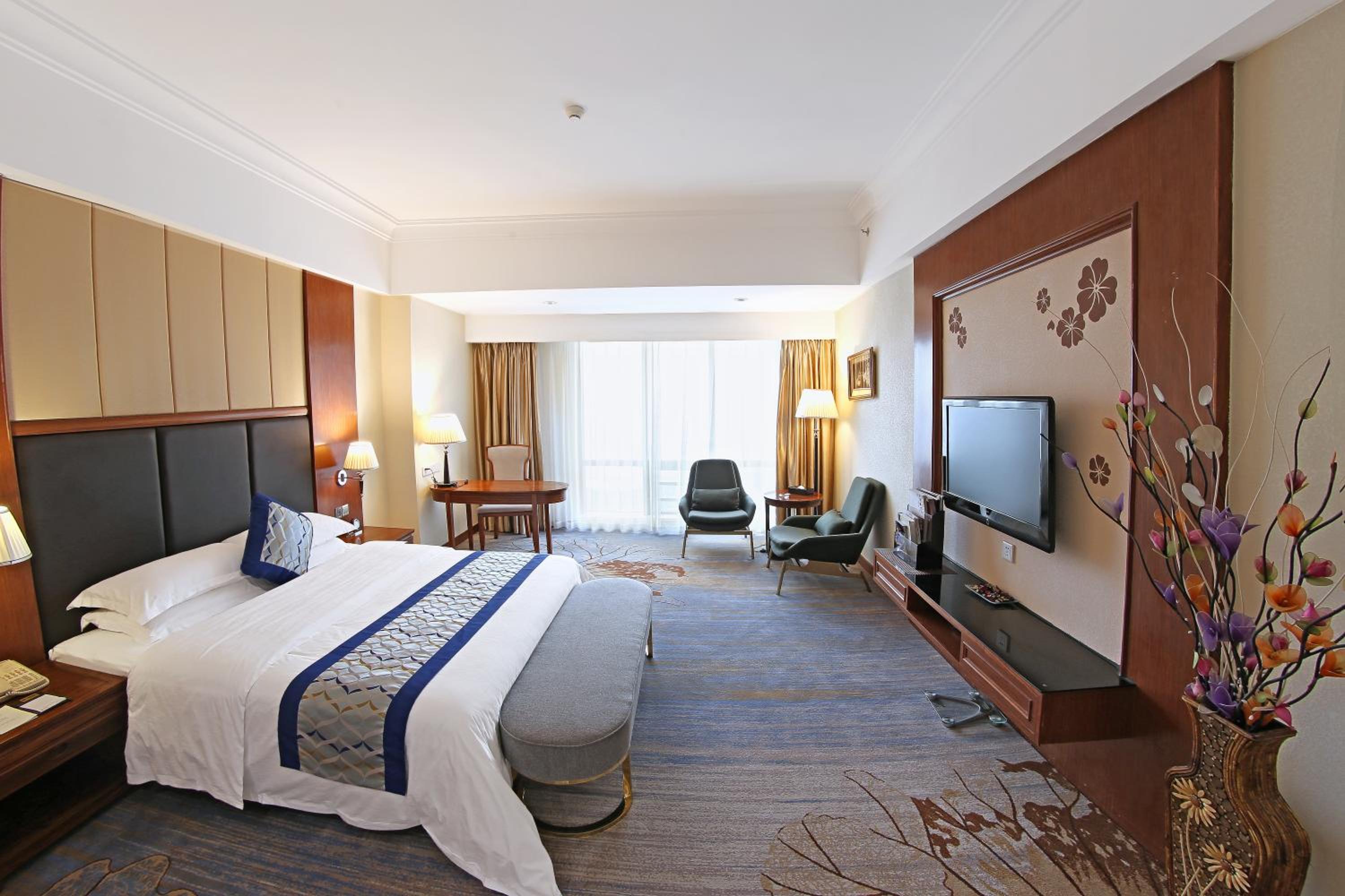 Queen Room