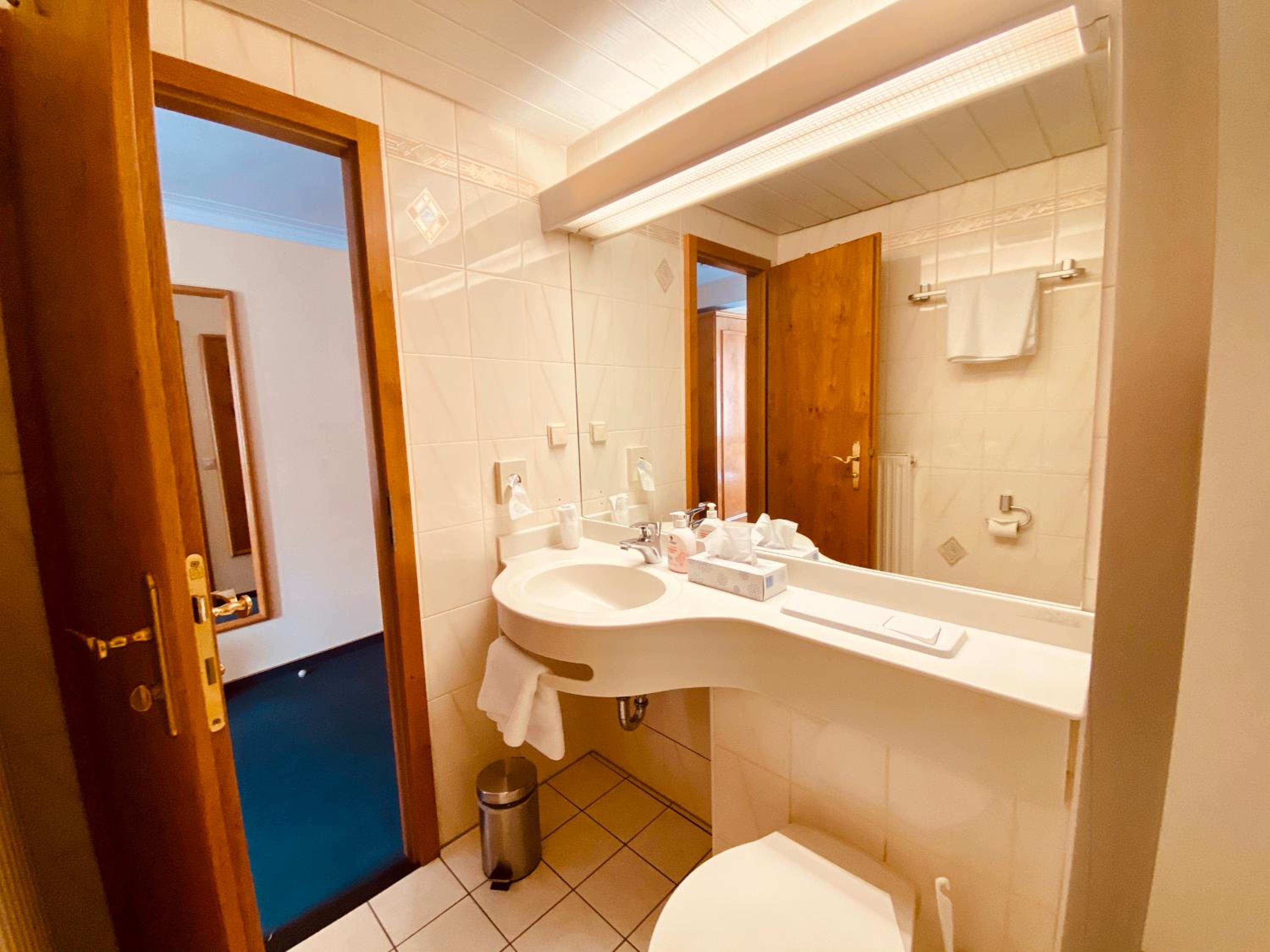 Standard Single Room photo 3