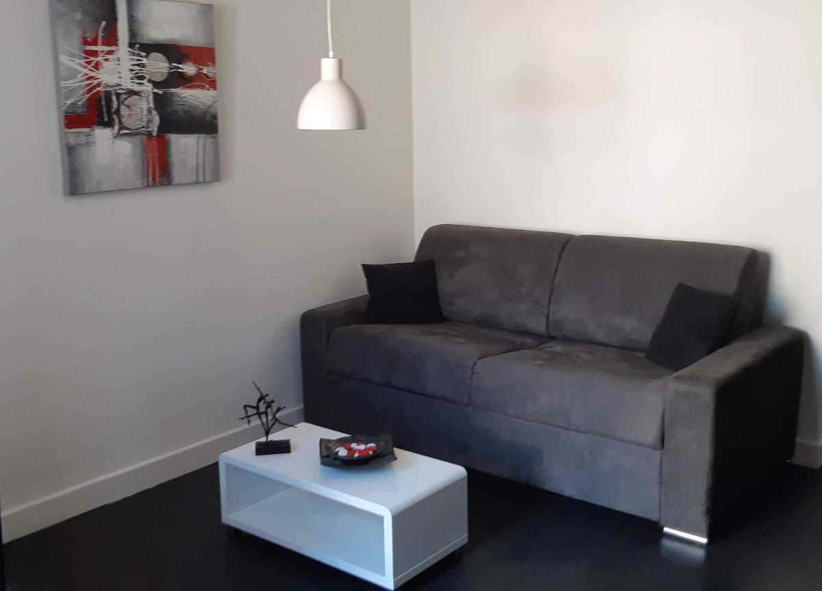 Apartment photo 2