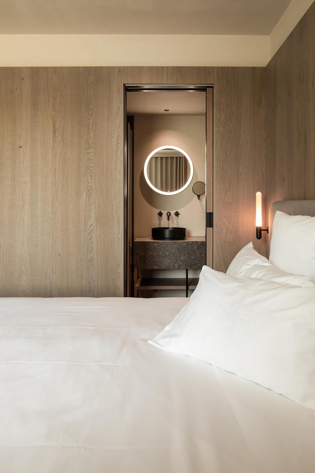 Standard Double Room - Photo 7