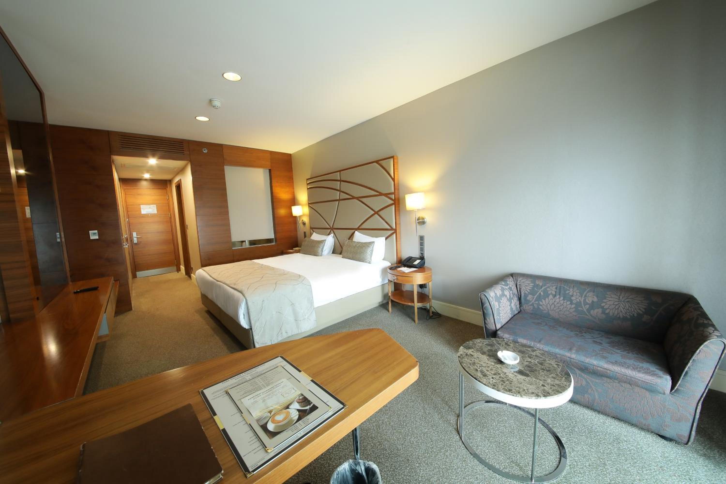 Superior Double Room with Partial Sea View photo 3