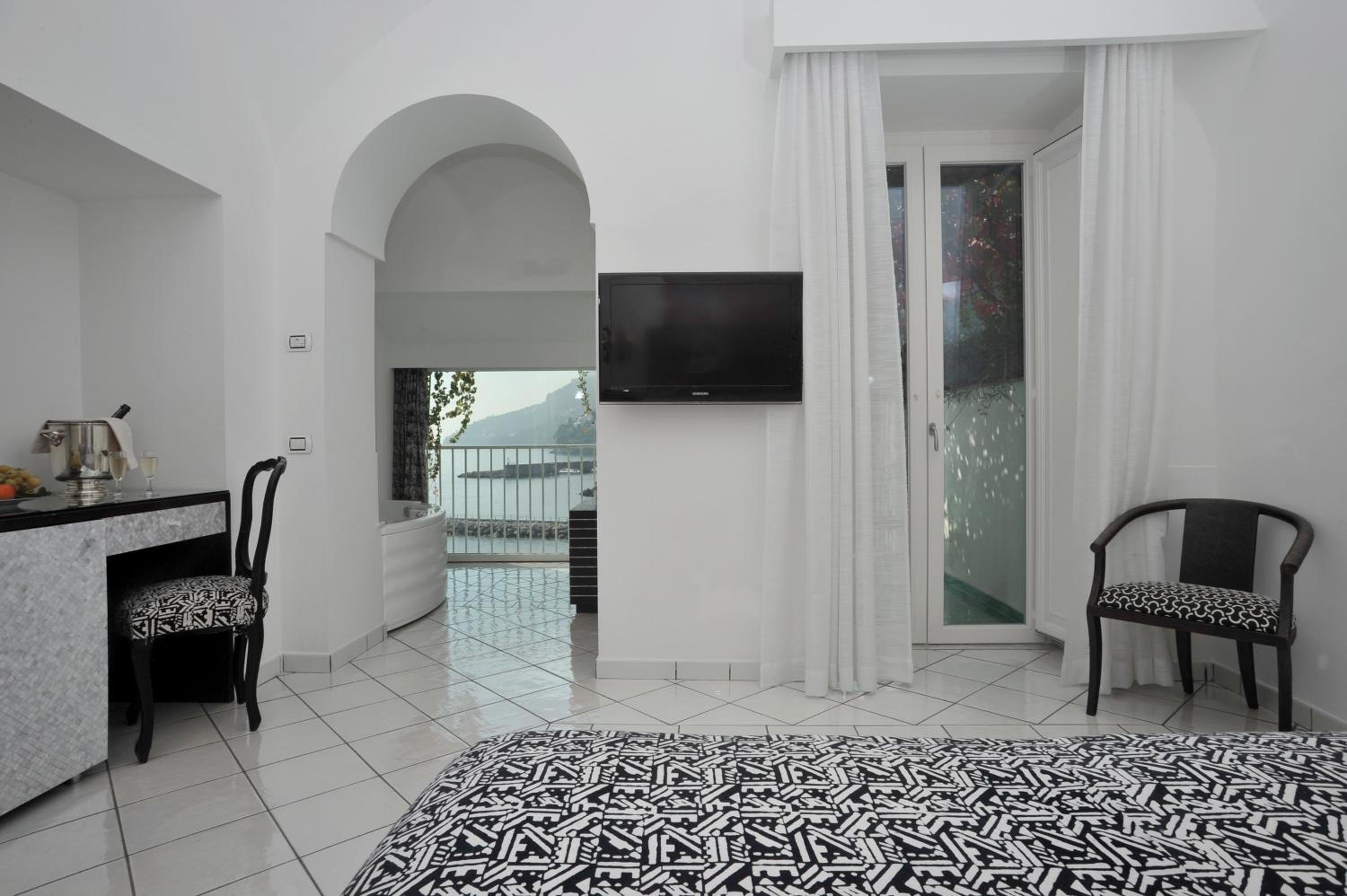 Junior Suite - Photo 4