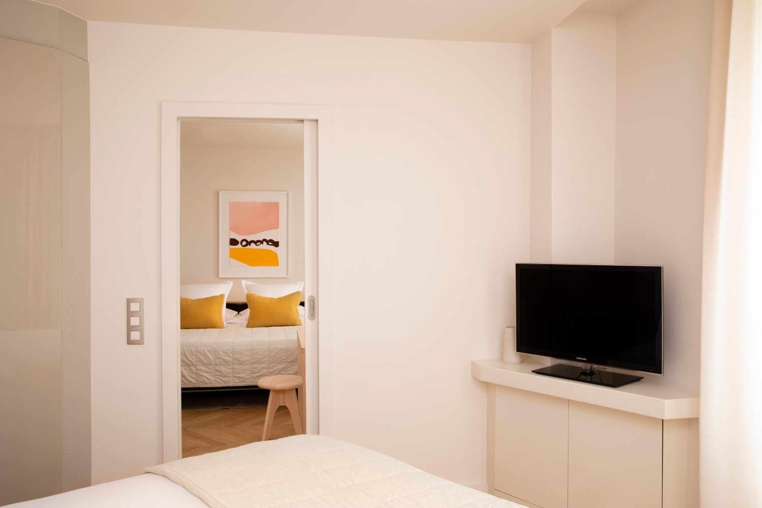 Superior Apartment