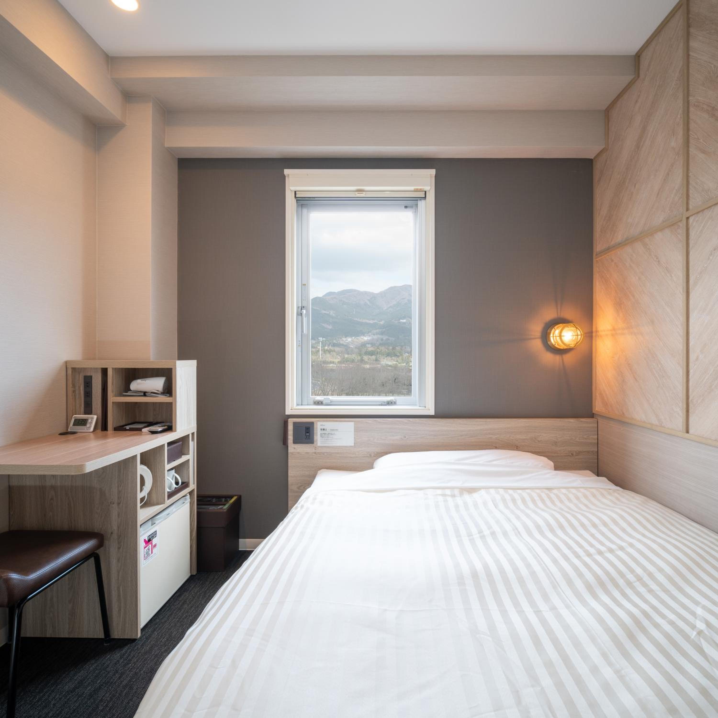 Double Room - Non-Smoking  - Photo 2