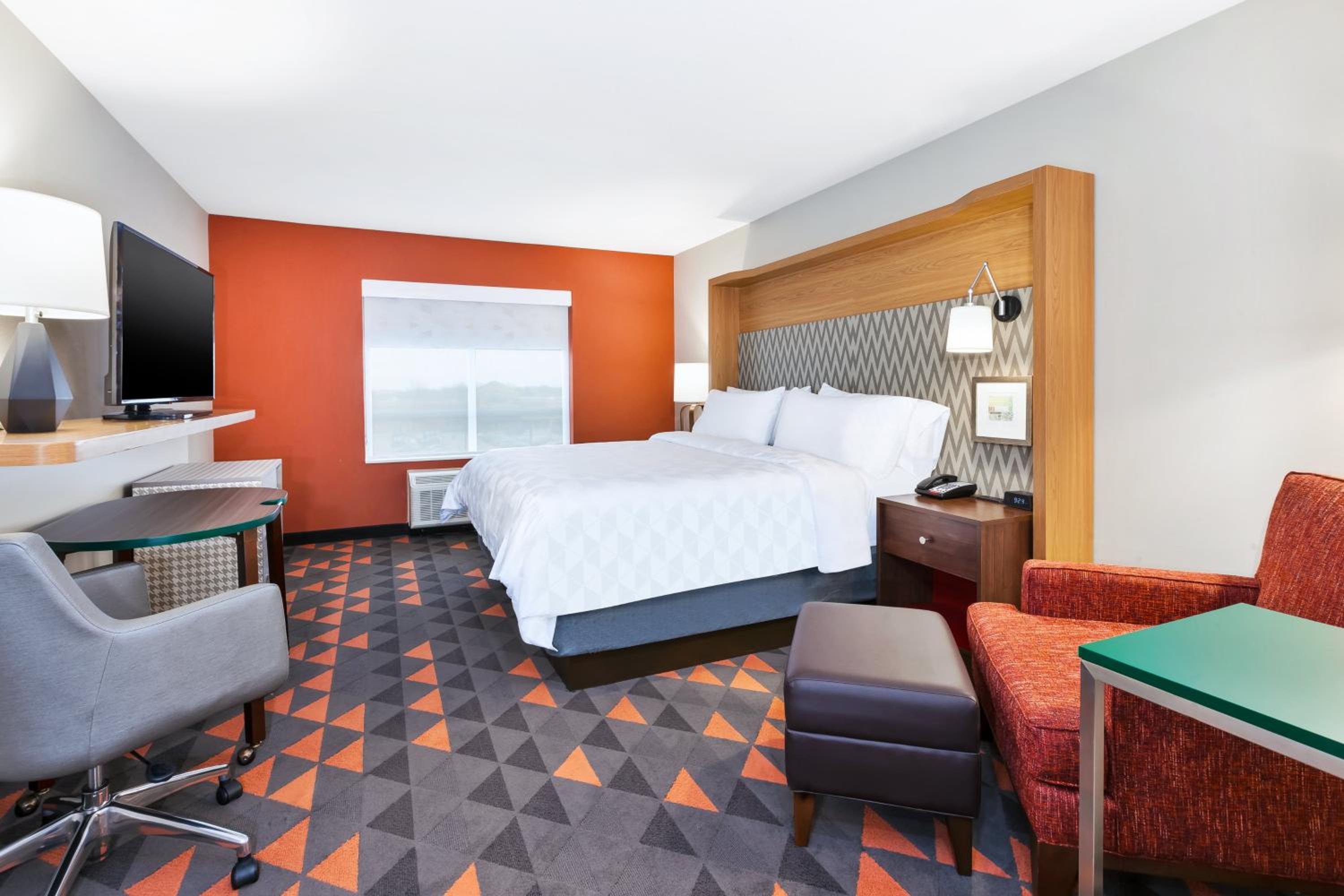 Standard King Room