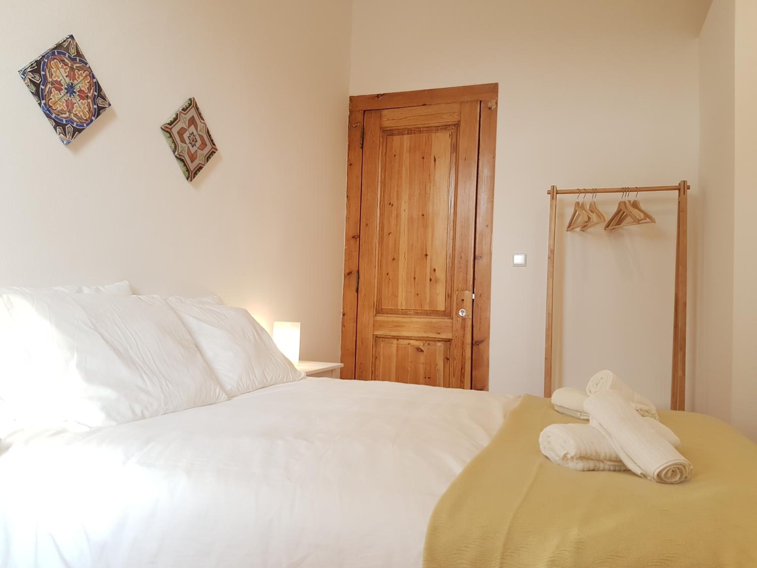 Three-Bedroom Apartment - Photo 3