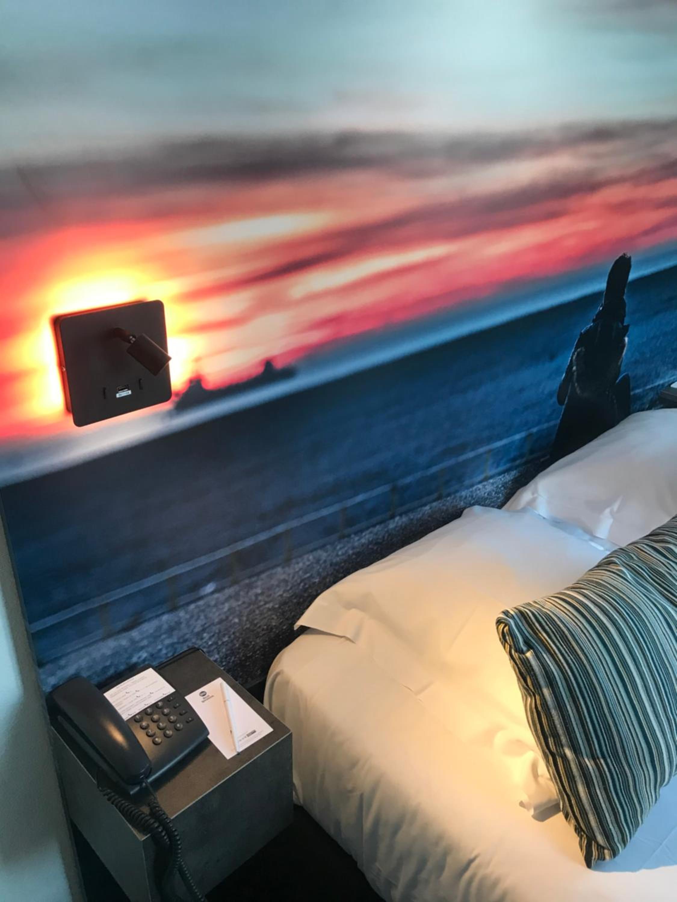 Economy Double Room - Non-Smoking - Photo 10