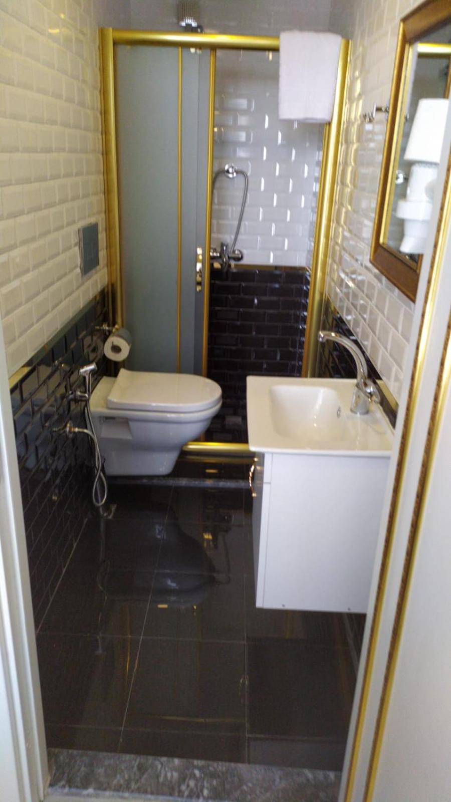 Double or Twin Room photo 2