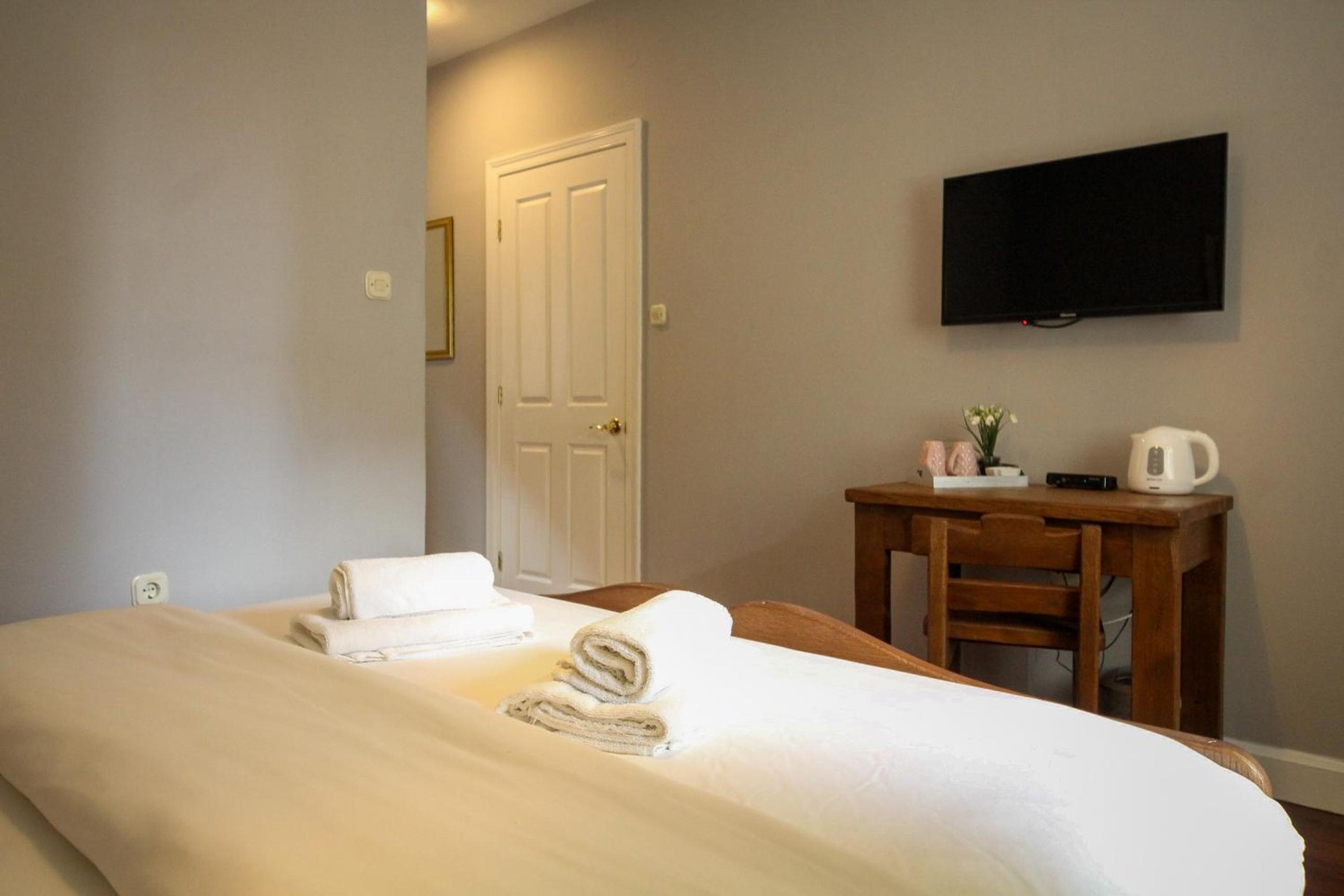 Comfort Double Room - Photo 2