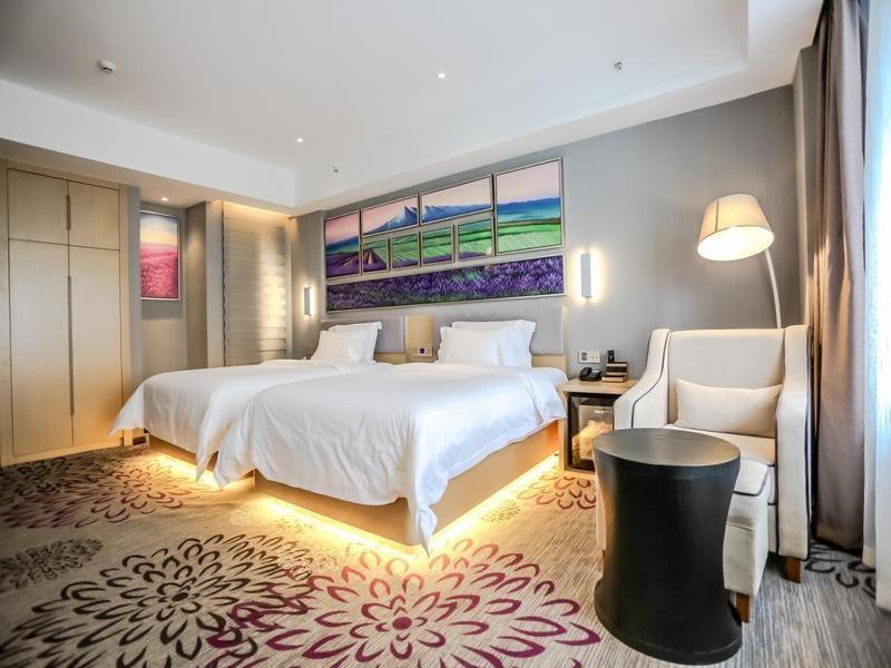 Deluxe Twin Room - Photo 3