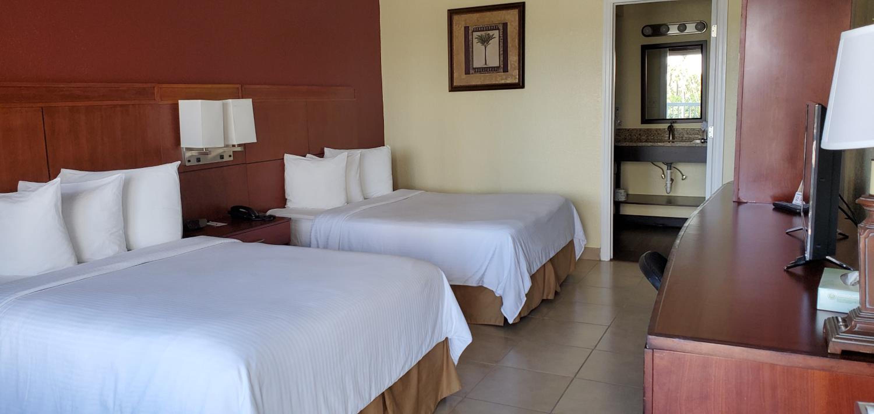 Double Room with Two Double Beds - Non-Smoking - Photo 4