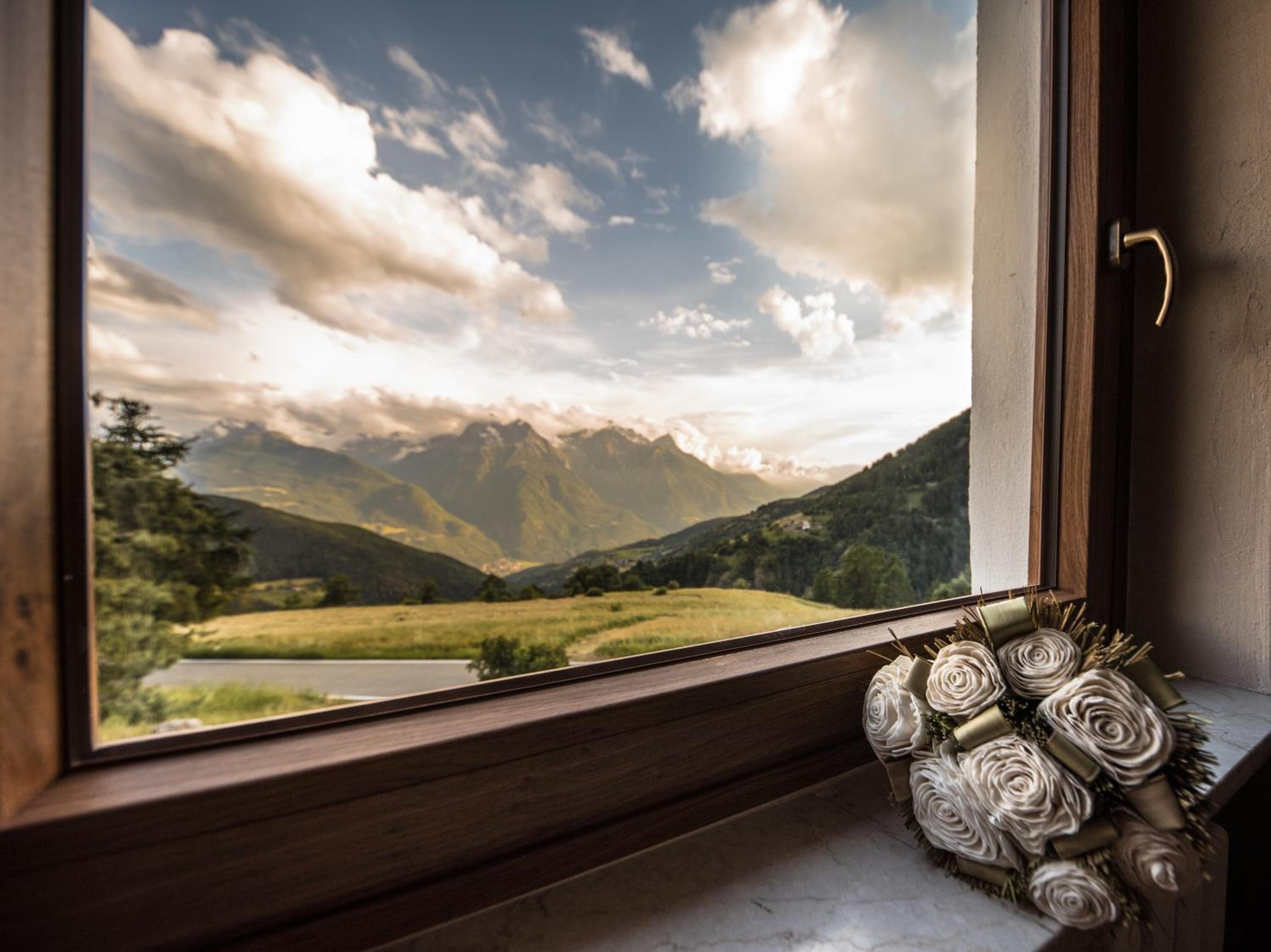 Junior Suite with Mountain View photo 2