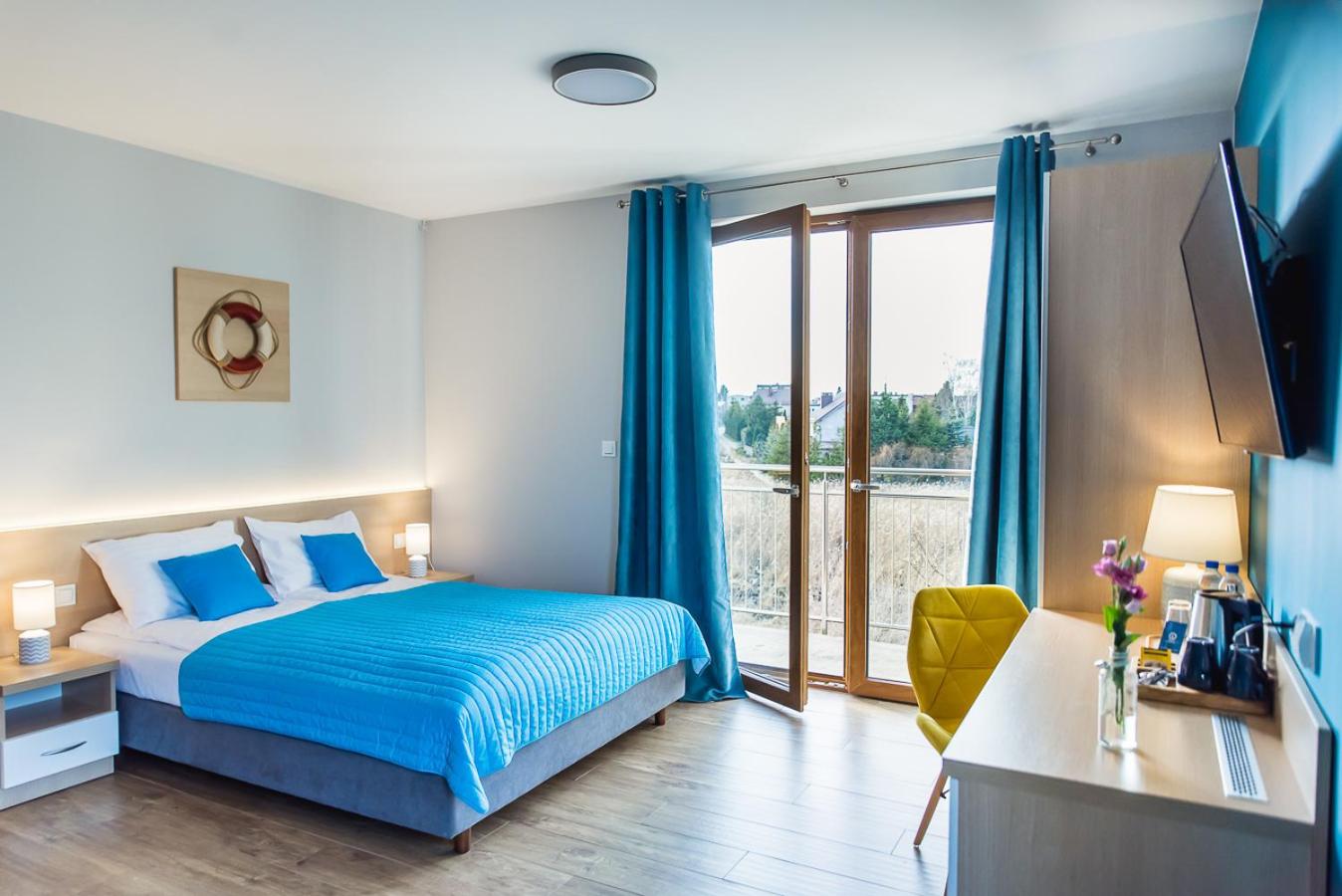 Triple Room with Terrace