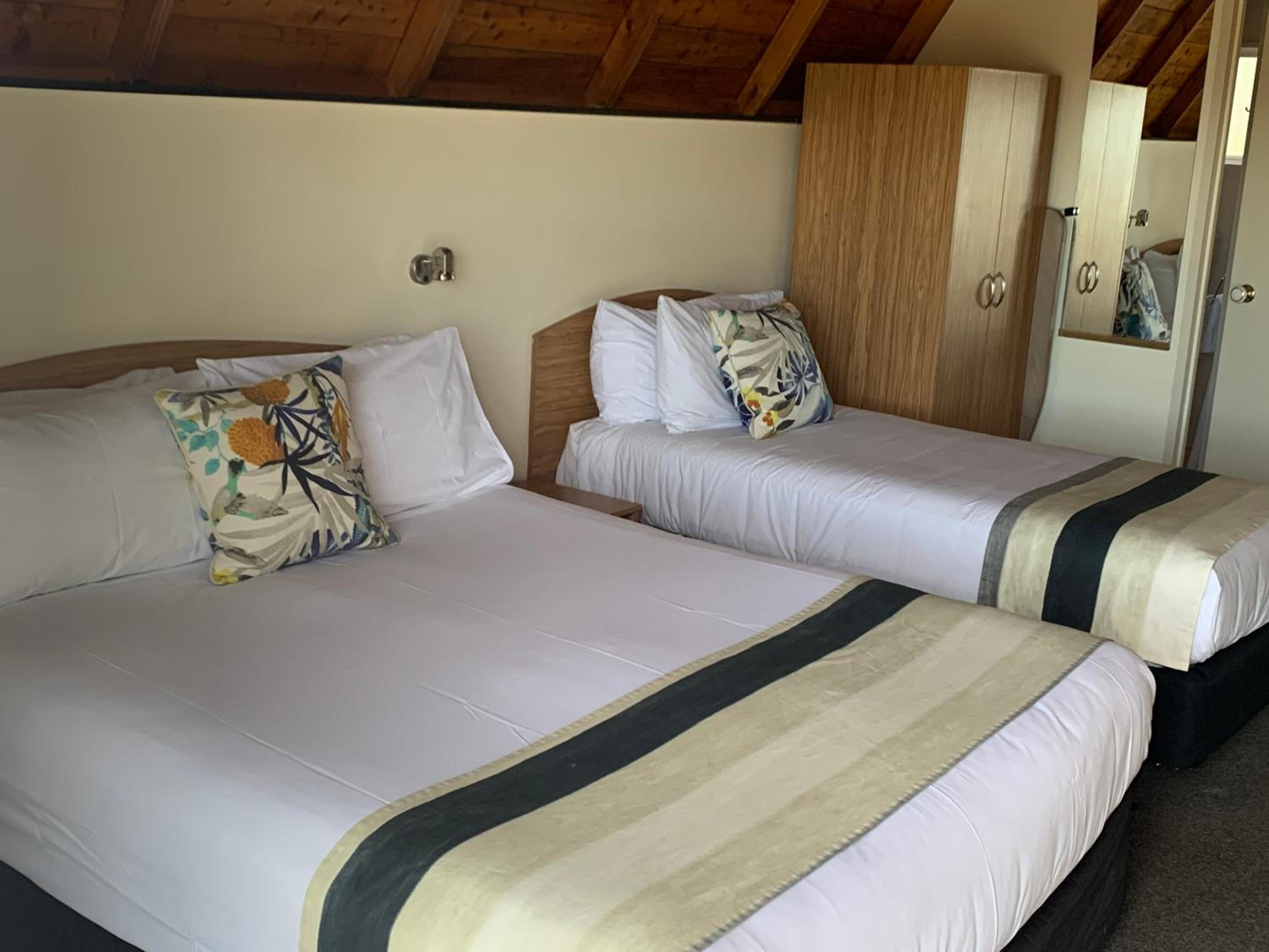Chalet (3 Adults) photo 1