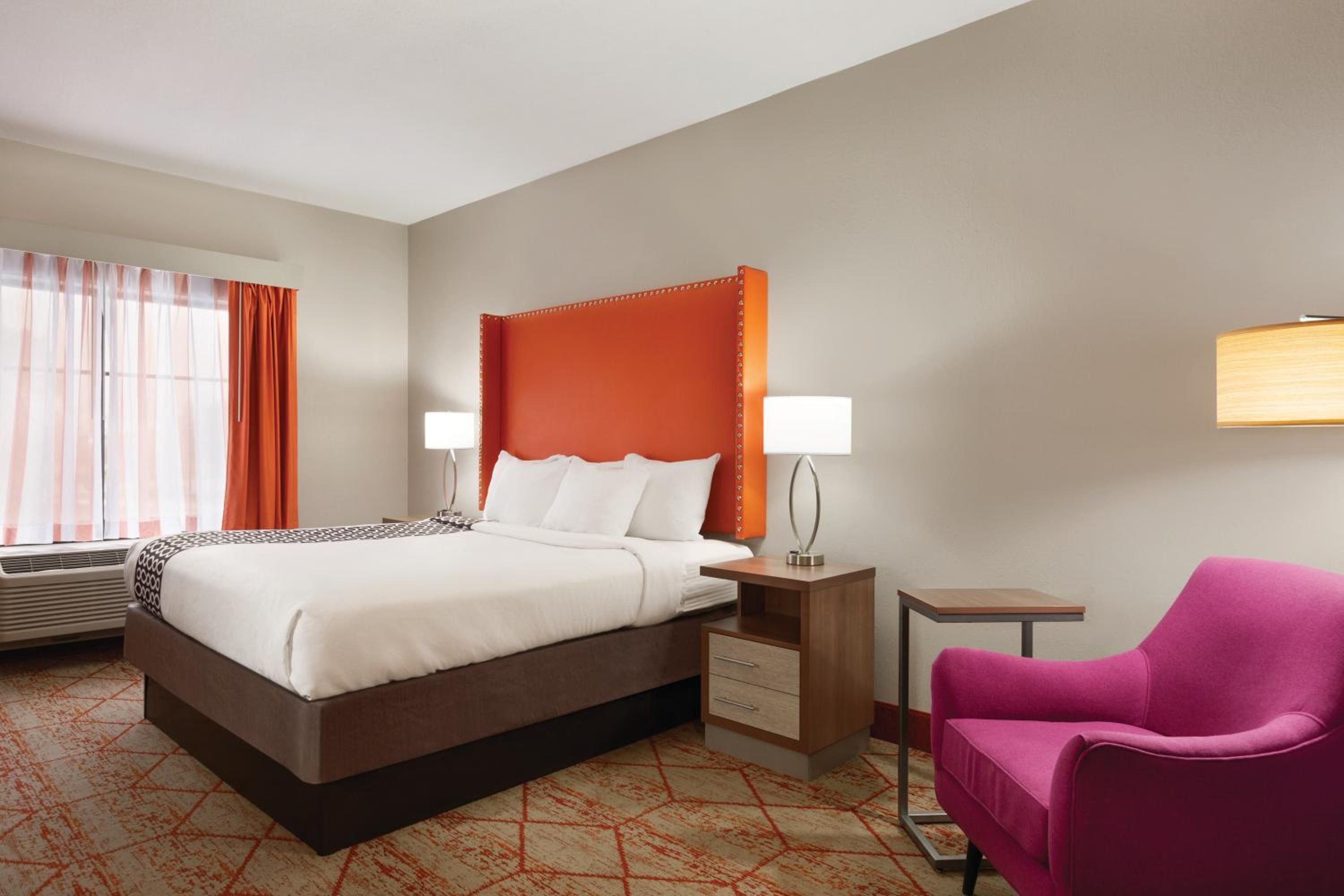 King Room - Disability Access - Photo 4