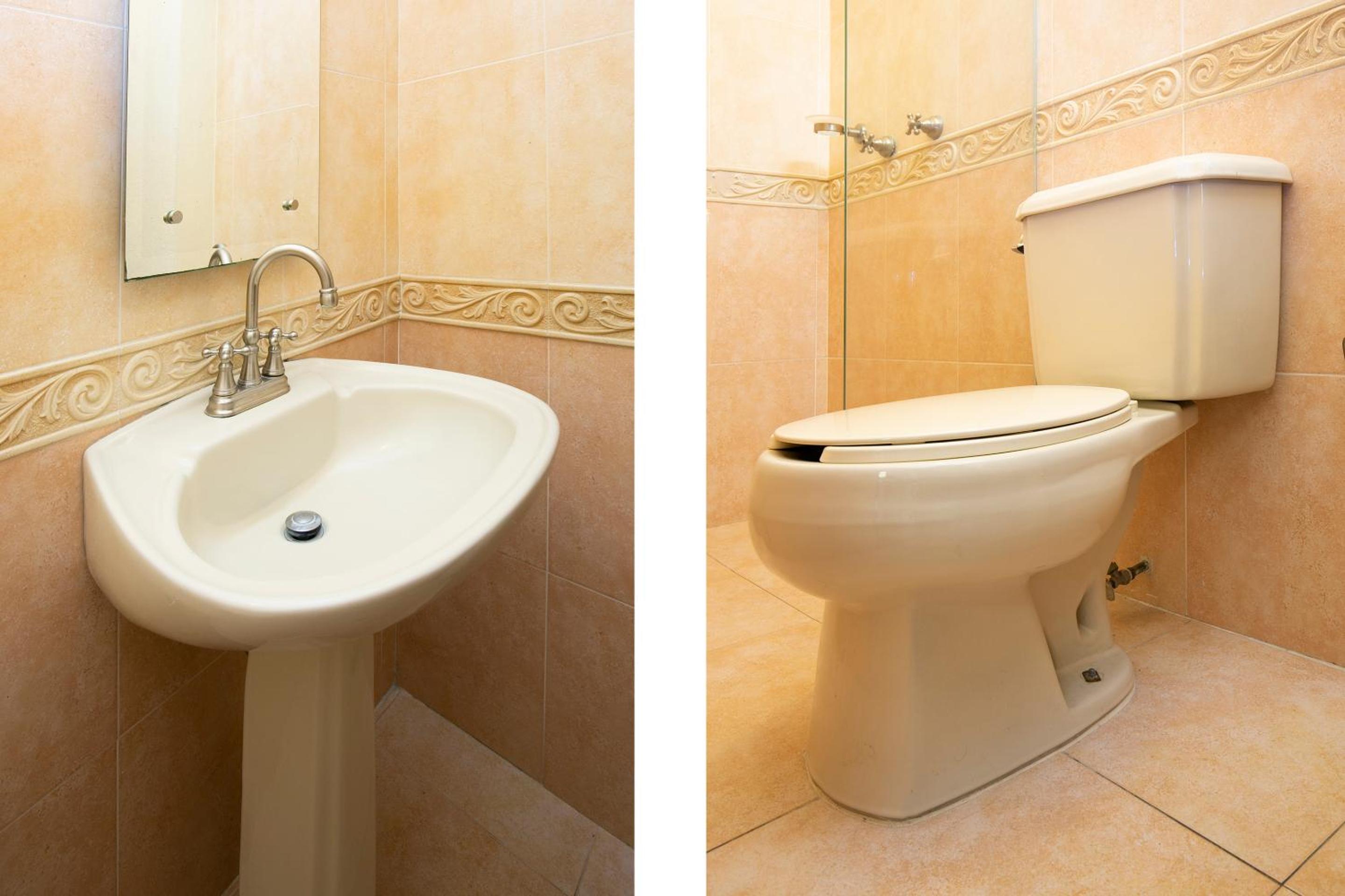 Two-Bedroom Suite photo 3
