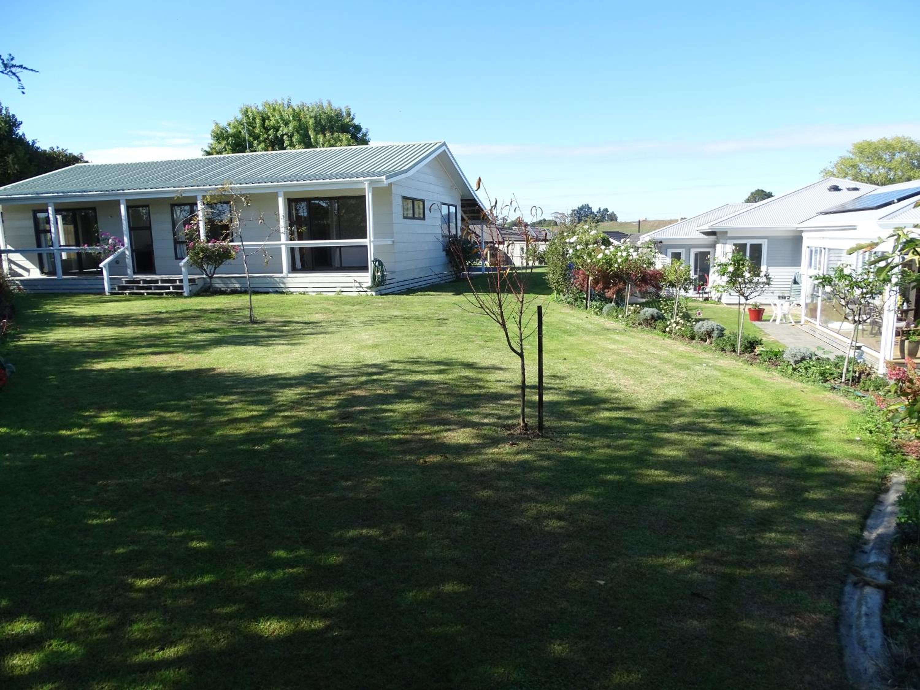 Three-Bedroom Villa - Photo 13