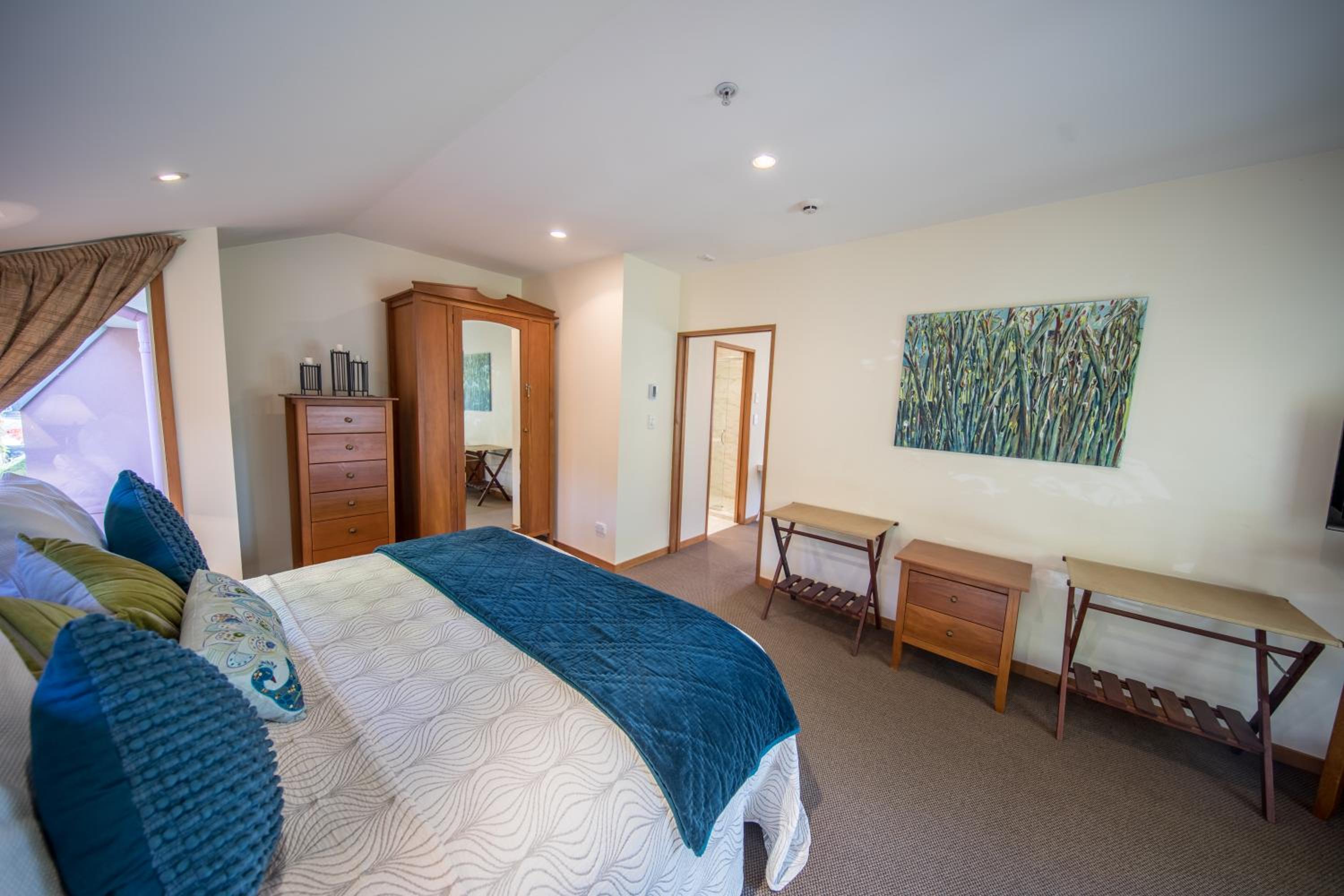 Super Deluxe Suite photo 3