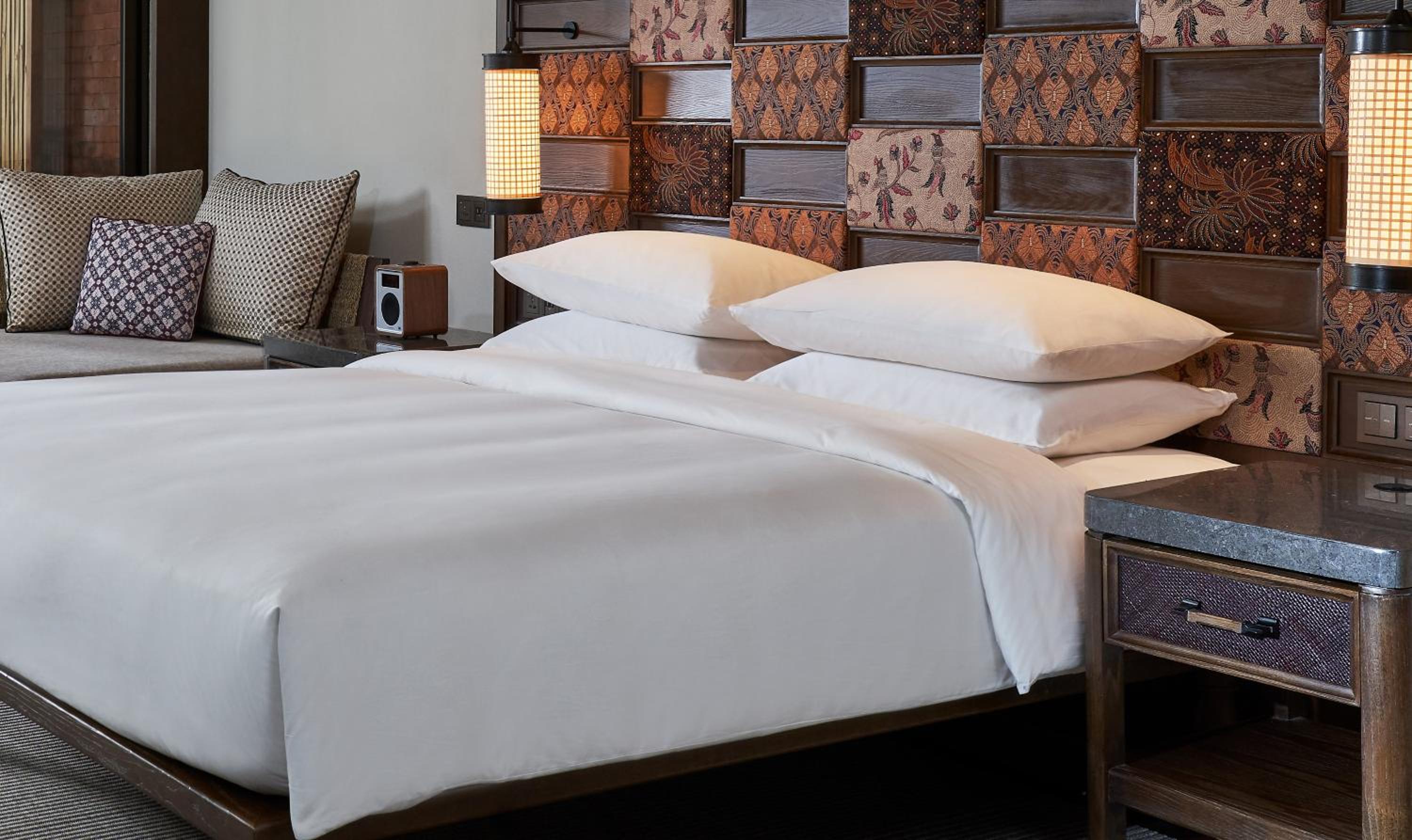 Deluxe Suite - Photo 7