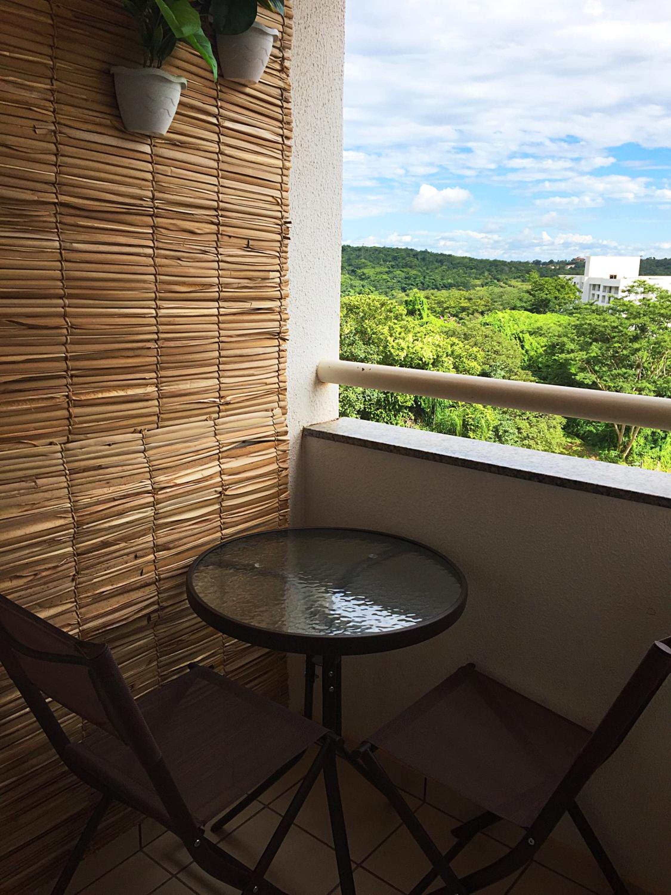 Suite - Photo 14