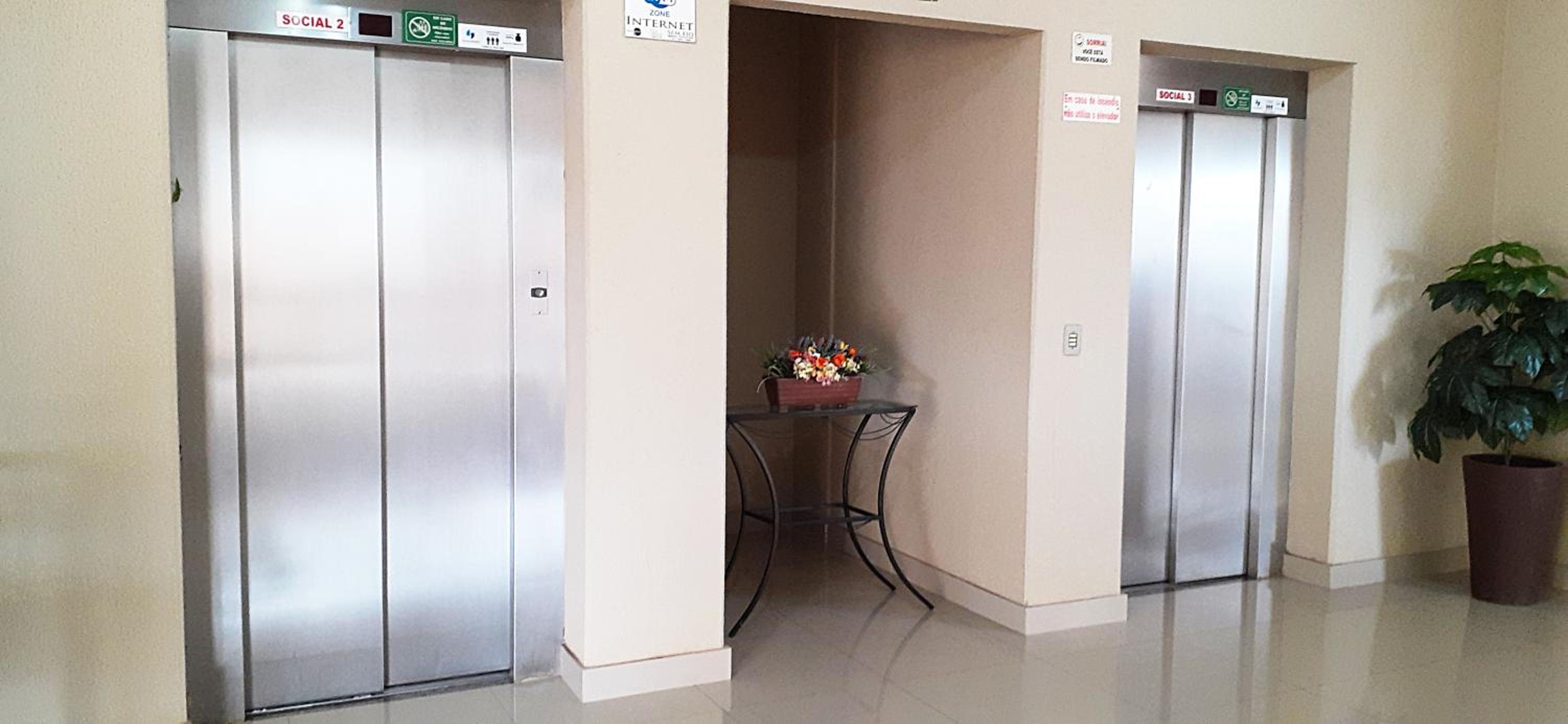 Suite - Photo 8